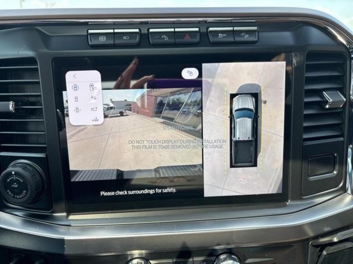 2024 Star White Metallic Tri-Coat /Java Ford F-250SD King Ranch (1FT8W2BT2RE) with an Power Stroke 6.7L V8 DI 32V OHV Turbodiesel engine, Automatic transmission, located at 1105 E Mulberry, Kaufman, TX, 75142, (972) 962-2151, 32.589550, -96.300926 - Star White Metallic Tri-Coat 2024 Ford F-250SD 4D Crew Cab King Ranch 4WD 10-Speed Automatic Power Stroke 6.7L V8 DI 32V OHV Turbodiesel 4WD.<br><br><br>Please call Paul Murrey Ford Inc. In Kaufman Texas A Family Dealership Since 1952 Serving the Dallas Fort Worth and East Texas areas for over 70 ye - Photo#28