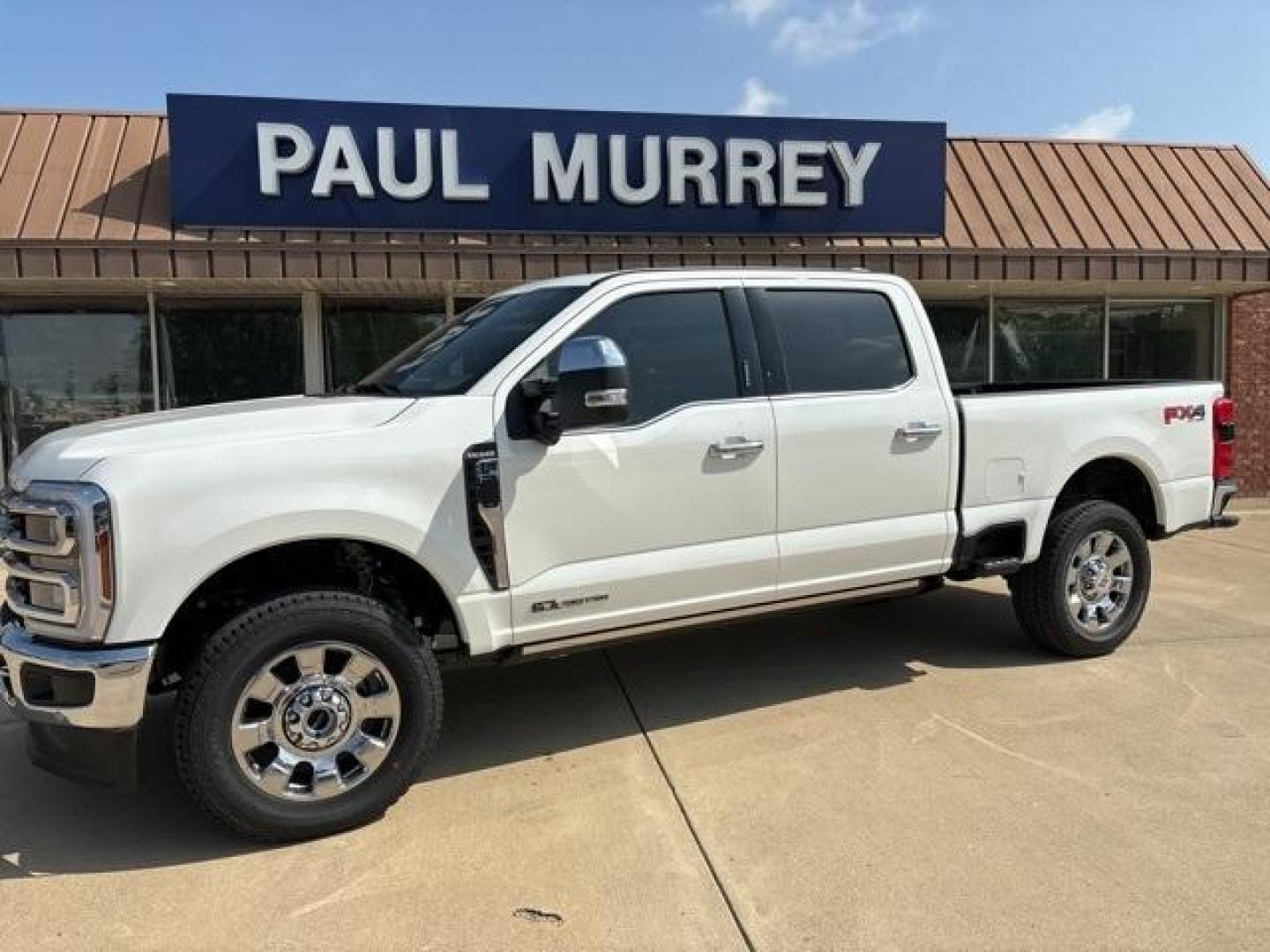 2024 Star White Metallic Tri-Coat /Java Ford F-250SD King Ranch (1FT8W2BT2RE) with an Power Stroke 6.7L V8 DI 32V OHV Turbodiesel engine, Automatic transmission, located at 1105 E Mulberry, Kaufman, TX, 75142, (972) 962-2151, 32.589550, -96.300926 - Star White Metallic Tri-Coat 2024 Ford F-250SD 4D Crew Cab King Ranch 4WD 10-Speed Automatic Power Stroke 6.7L V8 DI 32V OHV Turbodiesel 4WD.<br><br><br>Please call Paul Murrey Ford Inc. In Kaufman Texas A Family Dealership Since 1952 Serving the Dallas Fort Worth and East Texas areas for over 70 ye - Photo#2