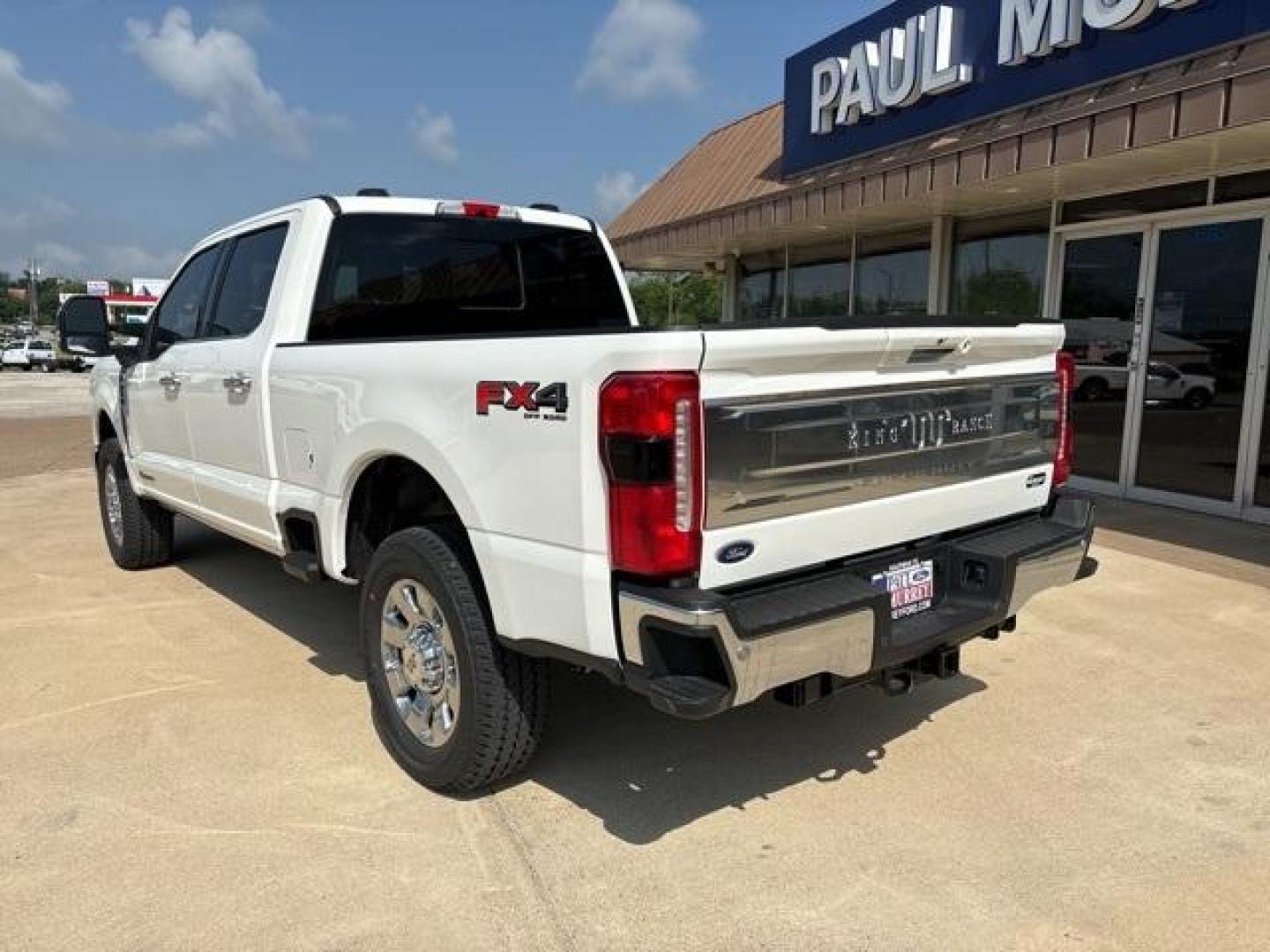 2024 Star White Metallic Tri-Coat /Java Ford F-250SD King Ranch (1FT8W2BT2RE) with an Power Stroke 6.7L V8 DI 32V OHV Turbodiesel engine, Automatic transmission, located at 1105 E Mulberry, Kaufman, TX, 75142, (972) 962-2151, 32.589550, -96.300926 - Star White Metallic Tri-Coat 2024 Ford F-250SD 4D Crew Cab King Ranch 4WD 10-Speed Automatic Power Stroke 6.7L V8 DI 32V OHV Turbodiesel 4WD.<br><br><br>Please call Paul Murrey Ford Inc. In Kaufman Texas A Family Dealership Since 1952 Serving the Dallas Fort Worth and East Texas areas for over 70 ye - Photo#3