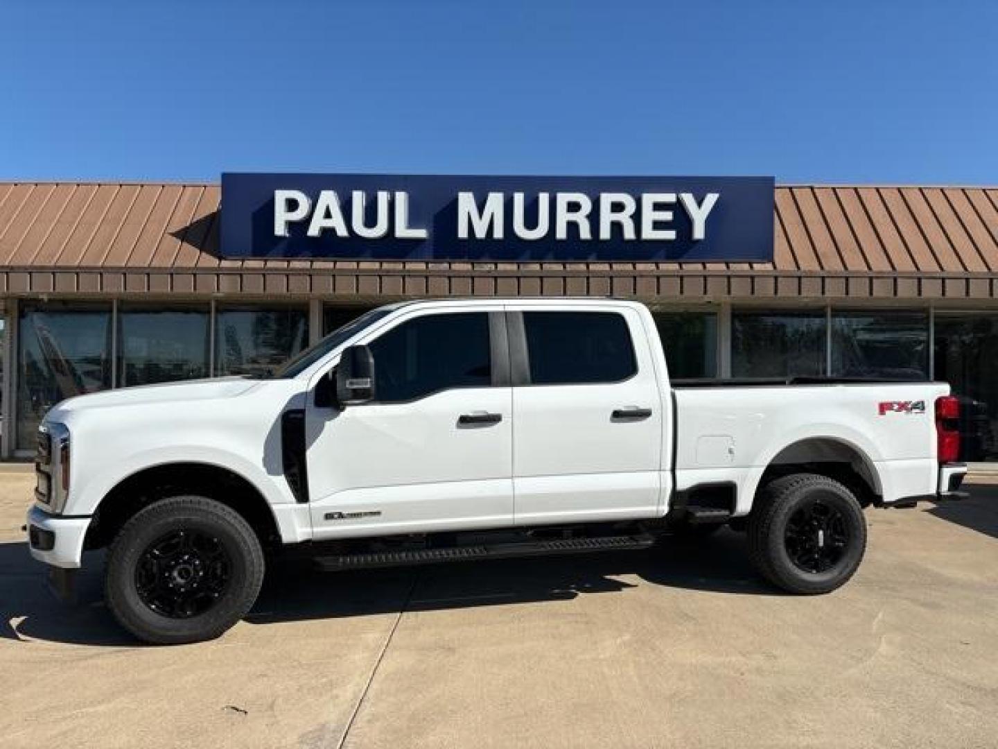 2024 Oxford White /Medium Dark Slate Ford F-250SD XL (1FT8W2BT4RE) with an Power Stroke 6.7L V8 DI 32V OHV Turbodiesel engine, Automatic transmission, located at 1105 E Mulberry, Kaufman, TX, 75142, (972) 962-2151, 32.589550, -96.300926 - Oxford White 2024 Ford F-250SD 4D Crew Cab XL 4WD 10-Speed Automatic Power Stroke 6.7L V8 DI 32V OHV Turbodiesel 4WD.<br><br><br>Please call Paul Murrey Ford Inc. In Kaufman Texas A Family Dealership Since 1952 Serving the Dallas Fort Worth and East Texas areas for over 70 years. Please call 972-962 - Photo#0