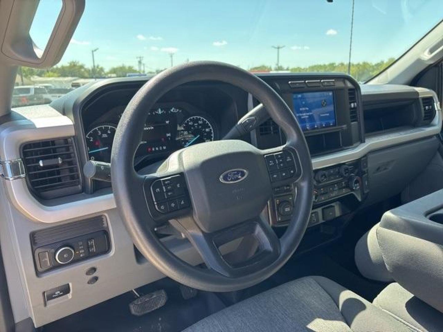 2024 Oxford White /Medium Dark Slate Ford F-350SD XL (1FT8W3BNXRE) with an 7.3L V8 PFI SOHC 16V Federal 405hp engine, Automatic transmission, located at 1105 E Mulberry, Kaufman, TX, 75142, (972) 962-2151, 32.589550, -96.300926 - Oxford White 2024 Ford F-350SD 4D Crew Cab XL 4WD 10-Speed Automatic 7.3L V8 PFI SOHC 16V Federal 405hp 4WD.<br><br><br>Please call Paul Murrey Ford Inc. In Kaufman Texas A Family Dealership Since 1952 Serving the Dallas Fort Worth and East Texas areas for over 70 years. Please call 972-962-2151 www - Photo#15