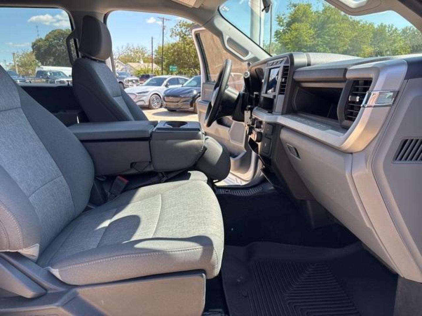 2024 Oxford White /Medium Dark Slate Ford F-350SD XL (1FT8W3BNXRE) with an 7.3L V8 PFI SOHC 16V Federal 405hp engine, Automatic transmission, located at 1105 E Mulberry, Kaufman, TX, 75142, (972) 962-2151, 32.589550, -96.300926 - Oxford White 2024 Ford F-350SD 4D Crew Cab XL 4WD 10-Speed Automatic 7.3L V8 PFI SOHC 16V Federal 405hp 4WD.<br><br><br>Please call Paul Murrey Ford Inc. In Kaufman Texas A Family Dealership Since 1952 Serving the Dallas Fort Worth and East Texas areas for over 70 years. Please call 972-962-2151 www - Photo#18