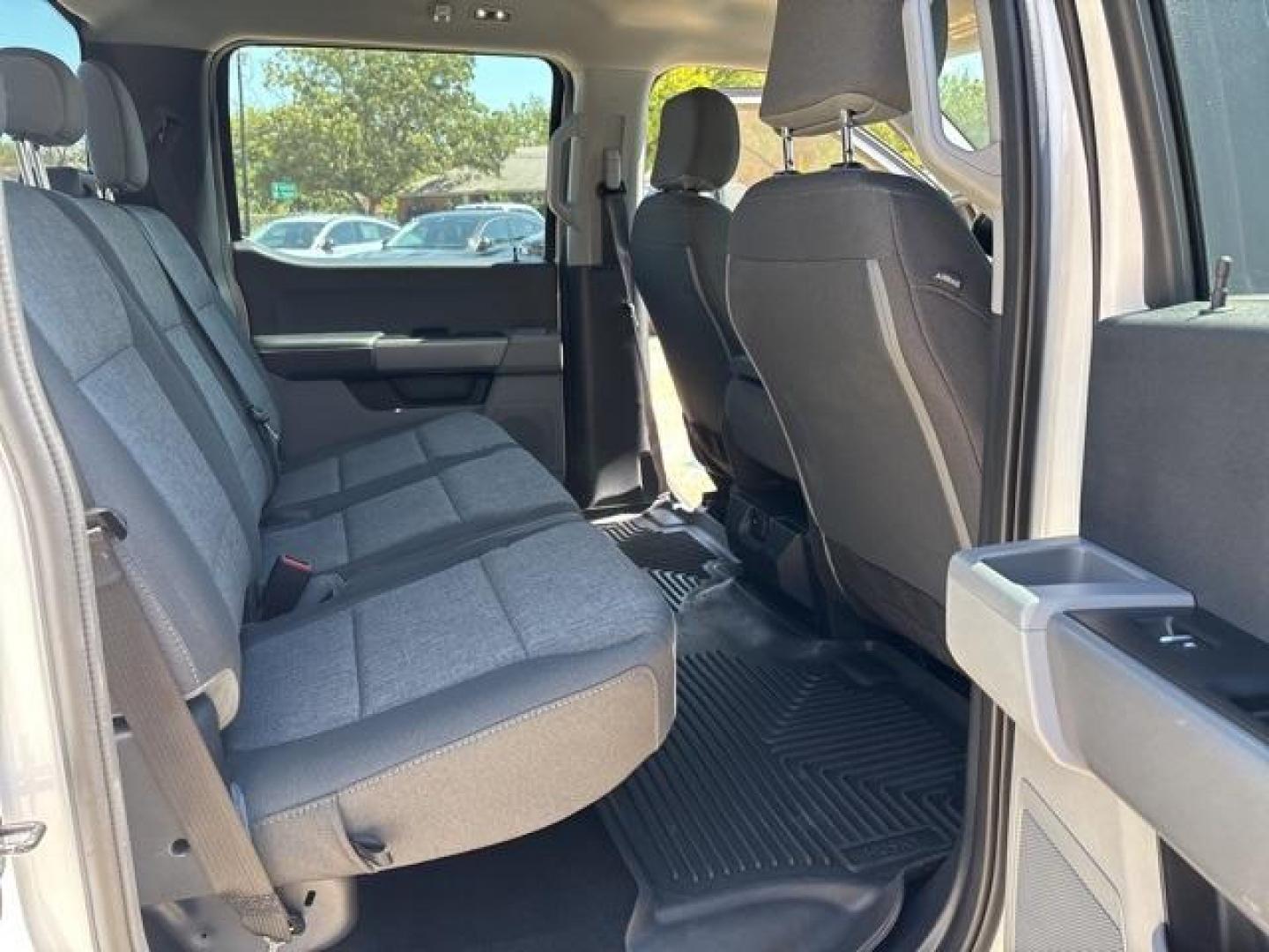 2024 Oxford White /Medium Dark Slate Ford F-350SD XL (1FT8W3BNXRE) with an 7.3L V8 PFI SOHC 16V Federal 405hp engine, Automatic transmission, located at 1105 E Mulberry, Kaufman, TX, 75142, (972) 962-2151, 32.589550, -96.300926 - Oxford White 2024 Ford F-350SD 4D Crew Cab XL 4WD 10-Speed Automatic 7.3L V8 PFI SOHC 16V Federal 405hp 4WD.<br><br><br>Please call Paul Murrey Ford Inc. In Kaufman Texas A Family Dealership Since 1952 Serving the Dallas Fort Worth and East Texas areas for over 70 years. Please call 972-962-2151 www - Photo#20