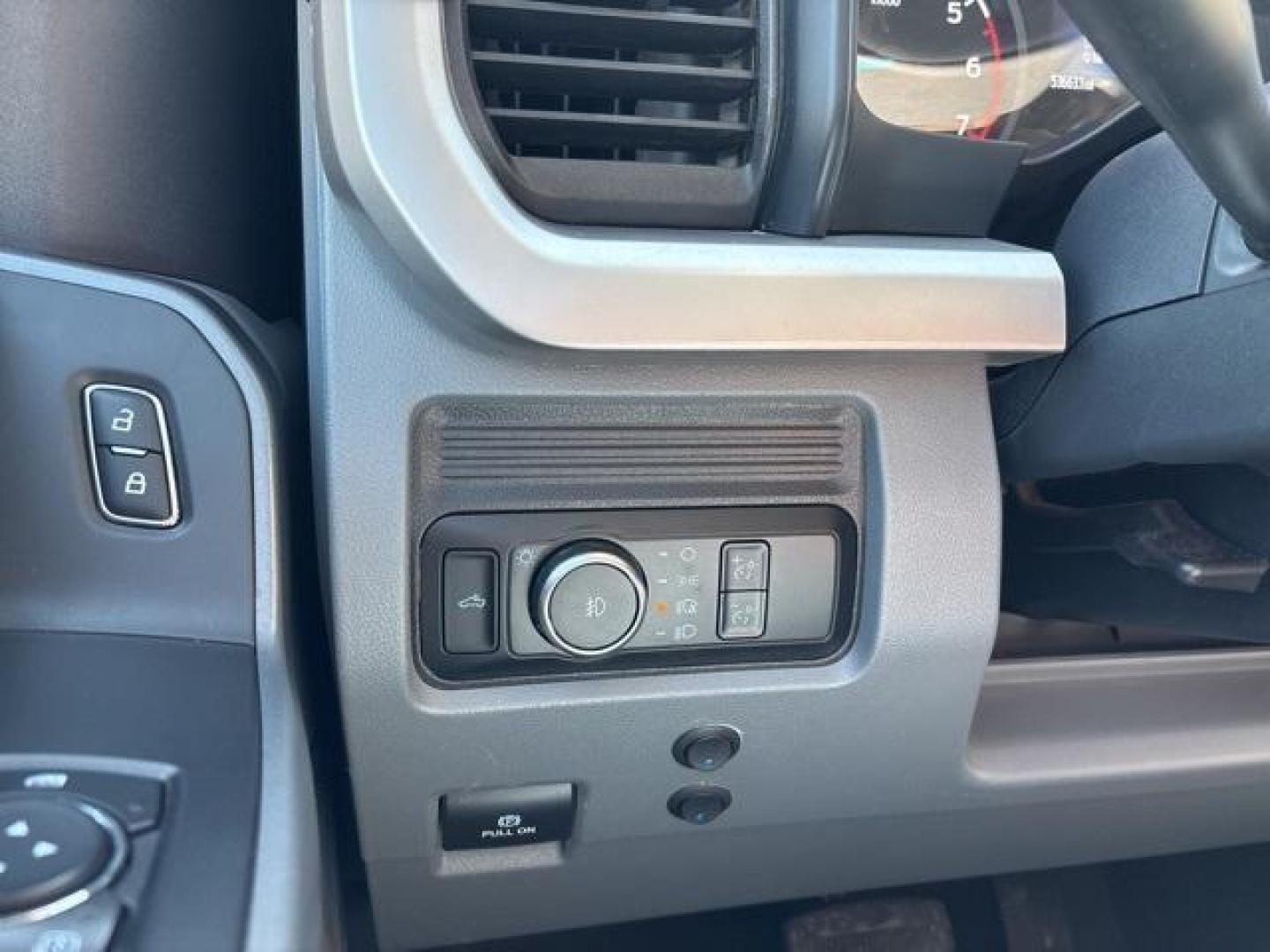 2024 Oxford White /Medium Dark Slate Ford F-350SD XL (1FT8W3BNXRE) with an 7.3L V8 PFI SOHC 16V Federal 405hp engine, Automatic transmission, located at 1105 E Mulberry, Kaufman, TX, 75142, (972) 962-2151, 32.589550, -96.300926 - Oxford White 2024 Ford F-350SD 4D Crew Cab XL 4WD 10-Speed Automatic 7.3L V8 PFI SOHC 16V Federal 405hp 4WD.<br><br><br>Please call Paul Murrey Ford Inc. In Kaufman Texas A Family Dealership Since 1952 Serving the Dallas Fort Worth and East Texas areas for over 70 years. Please call 972-962-2151 www - Photo#23