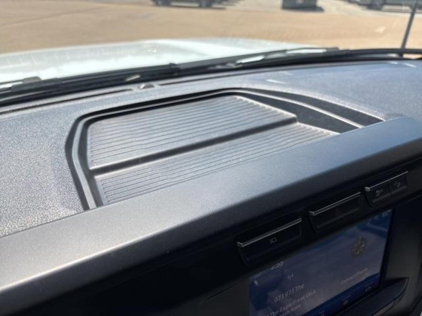 2024 Oxford White /Medium Dark Slate Ford F-350SD XL (1FT8W3BNXRE) with an 7.3L V8 PFI SOHC 16V Federal 405hp engine, Automatic transmission, located at 1105 E Mulberry, Kaufman, TX, 75142, (972) 962-2151, 32.589550, -96.300926 - Oxford White 2024 Ford F-350SD 4D Crew Cab XL 4WD 10-Speed Automatic 7.3L V8 PFI SOHC 16V Federal 405hp 4WD.<br><br><br>Please call Paul Murrey Ford Inc. In Kaufman Texas A Family Dealership Since 1952 Serving the Dallas Fort Worth and East Texas areas for over 70 years. Please call 972-962-2151 www - Photo#25
