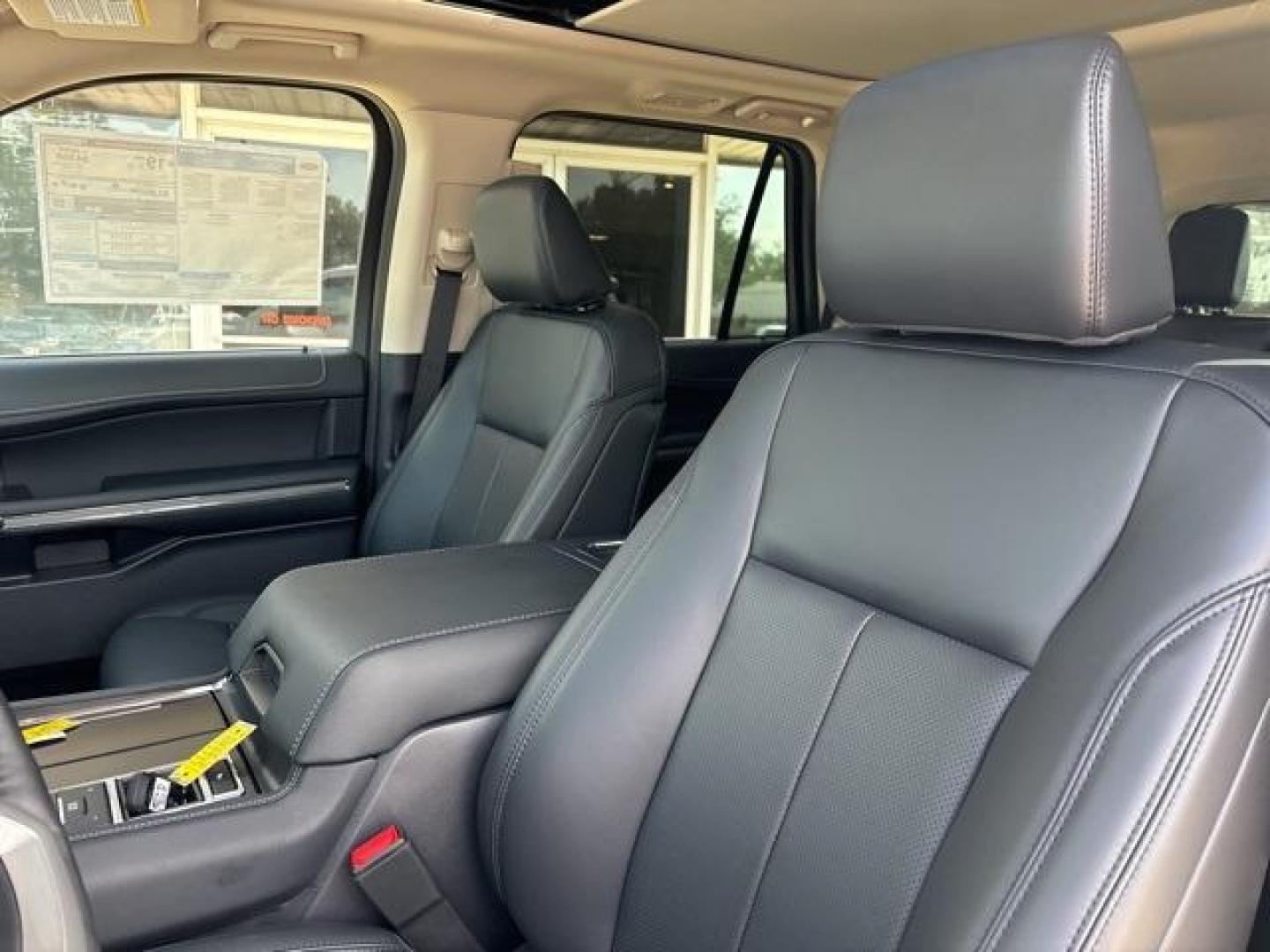 2024 White Metallic /Black Onyx Ford Expedition XLT (1FMJU1H87RE) with an EcoBoost 3.5L V6 GTDi DOHC 24V Twin Turbocharged engine, Automatic transmission, located at 1105 E Mulberry, Kaufman, TX, 75142, (972) 962-2151, 32.589550, -96.300926 - Photo#11