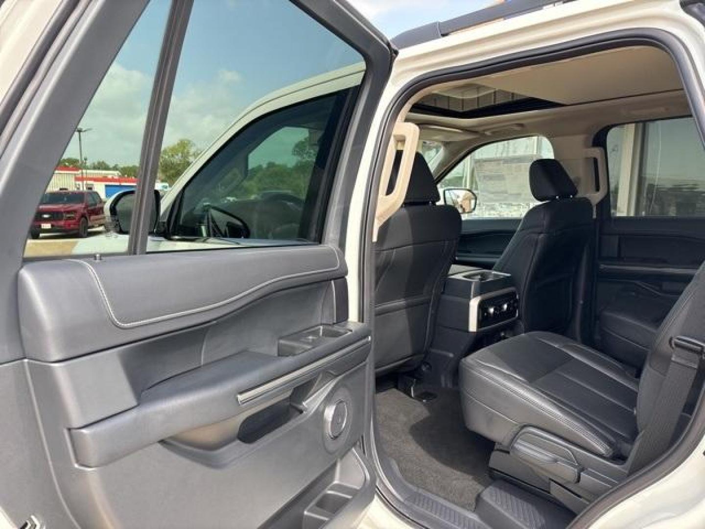 2024 White Metallic /Black Onyx Ford Expedition XLT (1FMJU1H87RE) with an EcoBoost 3.5L V6 GTDi DOHC 24V Twin Turbocharged engine, Automatic transmission, located at 1105 E Mulberry, Kaufman, TX, 75142, (972) 962-2151, 32.589550, -96.300926 - Photo#15