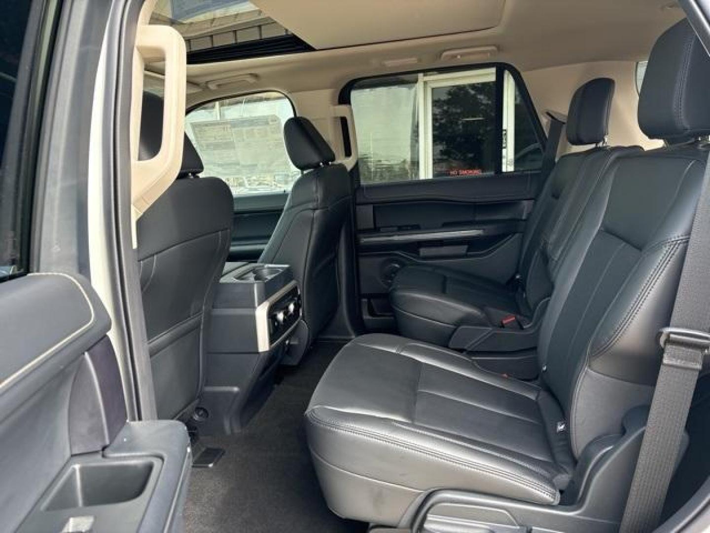 2024 White Metallic /Black Onyx Ford Expedition XLT (1FMJU1H87RE) with an EcoBoost 3.5L V6 GTDi DOHC 24V Twin Turbocharged engine, Automatic transmission, located at 1105 E Mulberry, Kaufman, TX, 75142, (972) 962-2151, 32.589550, -96.300926 - Photo#16
