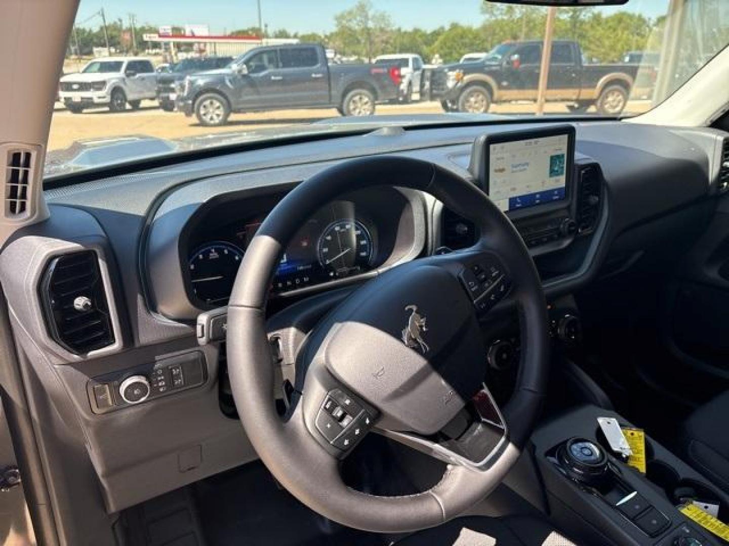 2024 Gray Metallic /Ebony/Area 51 Ford Bronco Sport Badlands (3FMCR9D97RR) with an EcoBoost 2.0L I4 GTDi DOHC Turbocharged VCT engine, Automatic transmission, located at 1105 E Mulberry, Kaufman, TX, 75142, (972) 962-2151, 32.589550, -96.300926 - Gray Metallic 2024 Ford Bronco Sport 4D Sport Utility Badlands 4WD 8-Speed Automatic EcoBoost 2.0L I4 GTDi DOHC Turbocharged VCT<br><br>21/26 City/Highway MPG<br><br><br>Please call Paul Murrey Ford Inc. In Kaufman Texas A Family Dealership Since 1952 Serving the Dallas Fort Worth and East Texas are - Photo#11