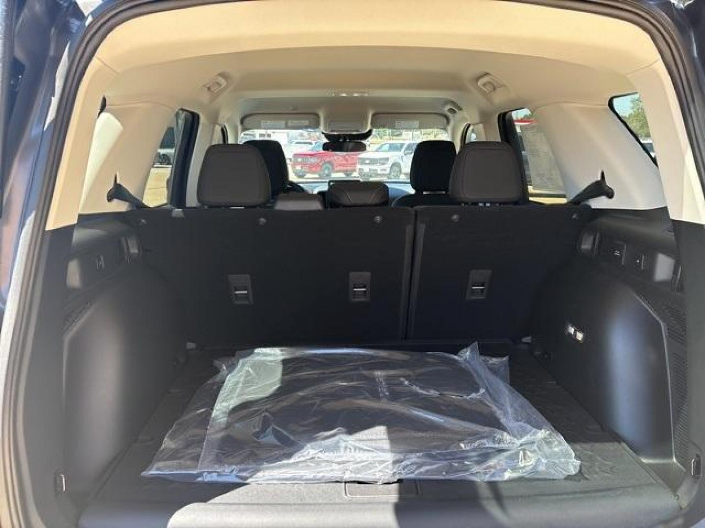2024 Gray Metallic /Ebony/Area 51 Ford Bronco Sport Badlands (3FMCR9D97RR) with an EcoBoost 2.0L I4 GTDi DOHC Turbocharged VCT engine, Automatic transmission, located at 1105 E Mulberry, Kaufman, TX, 75142, (972) 962-2151, 32.589550, -96.300926 - Gray Metallic 2024 Ford Bronco Sport 4D Sport Utility Badlands 4WD 8-Speed Automatic EcoBoost 2.0L I4 GTDi DOHC Turbocharged VCT<br><br>21/26 City/Highway MPG<br><br><br>Please call Paul Murrey Ford Inc. In Kaufman Texas A Family Dealership Since 1952 Serving the Dallas Fort Worth and East Texas are - Photo#14