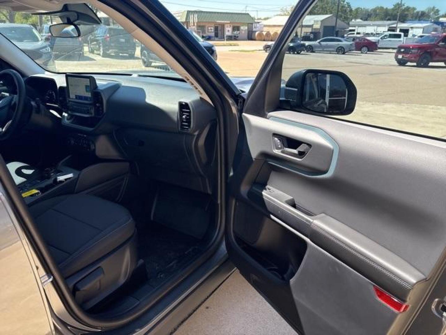 2024 Gray Metallic /Ebony/Area 51 Ford Bronco Sport Badlands (3FMCR9D97RR) with an EcoBoost 2.0L I4 GTDi DOHC Turbocharged VCT engine, Automatic transmission, located at 1105 E Mulberry, Kaufman, TX, 75142, (972) 962-2151, 32.589550, -96.300926 - Gray Metallic 2024 Ford Bronco Sport 4D Sport Utility Badlands 4WD 8-Speed Automatic EcoBoost 2.0L I4 GTDi DOHC Turbocharged VCT<br><br>21/26 City/Highway MPG<br><br><br>Please call Paul Murrey Ford Inc. In Kaufman Texas A Family Dealership Since 1952 Serving the Dallas Fort Worth and East Texas are - Photo#15