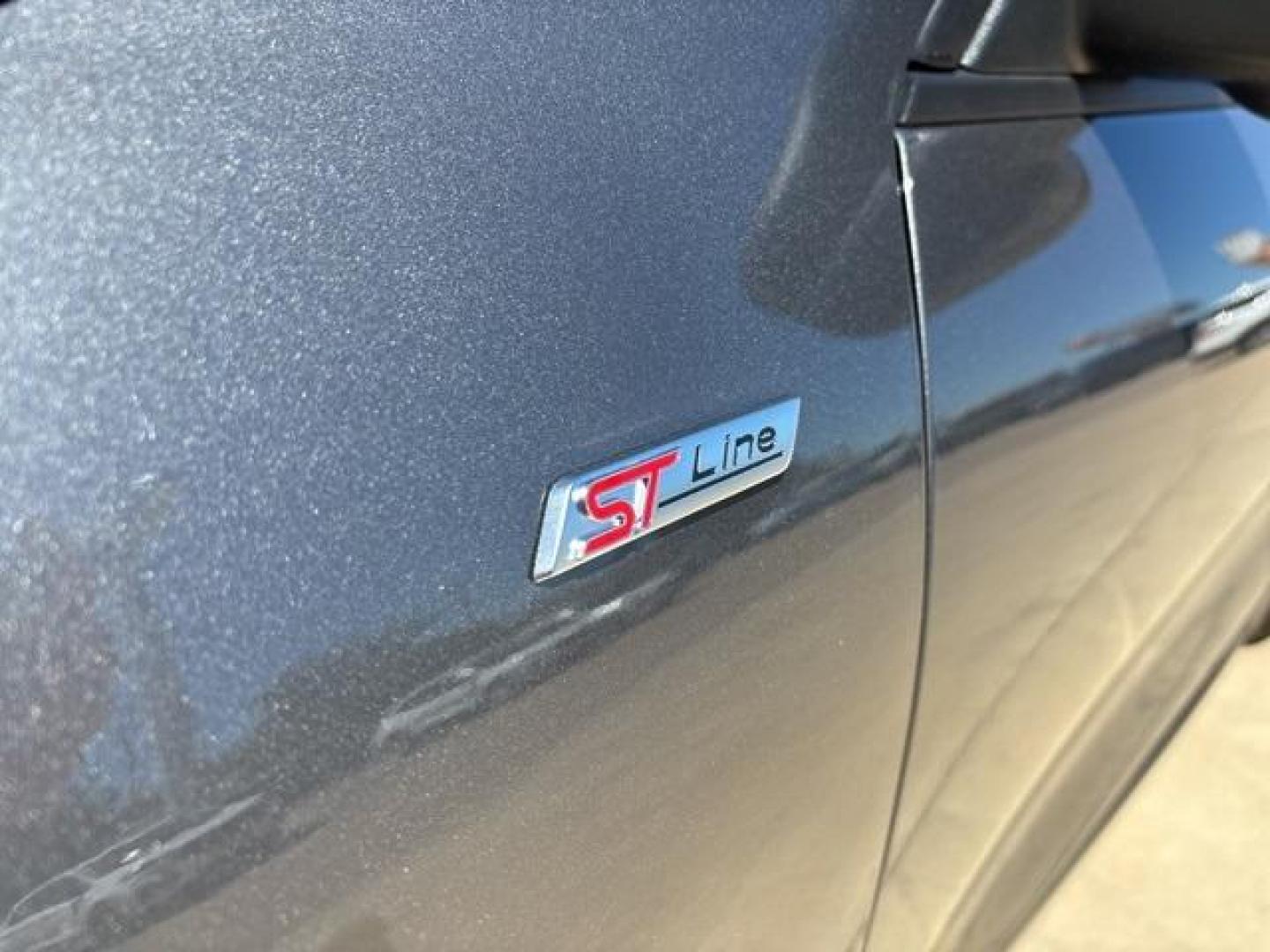 2024 Gray Metallic /Ebony Ford Escape ST-Line (1FMCU0MN6RU) with an 1.5L EcoBoost engine, Automatic transmission, located at 1105 E Mulberry, Kaufman, TX, 75142, (972) 962-2151, 32.589550, -96.300926 - Carbonized Gray Metallic 2024 Ford Escape 4D Sport Utility ST-Line FWD 8-Speed Automatic 1.5L EcoBoost<br><br>27/34 City/Highway MPG<br><br><br>Please call Paul Murrey Ford Inc. In Kaufman Texas A Family Dealership Since 1952 Serving the Dallas Fort Worth and East Texas areas for over 70 years. Plea - Photo#9