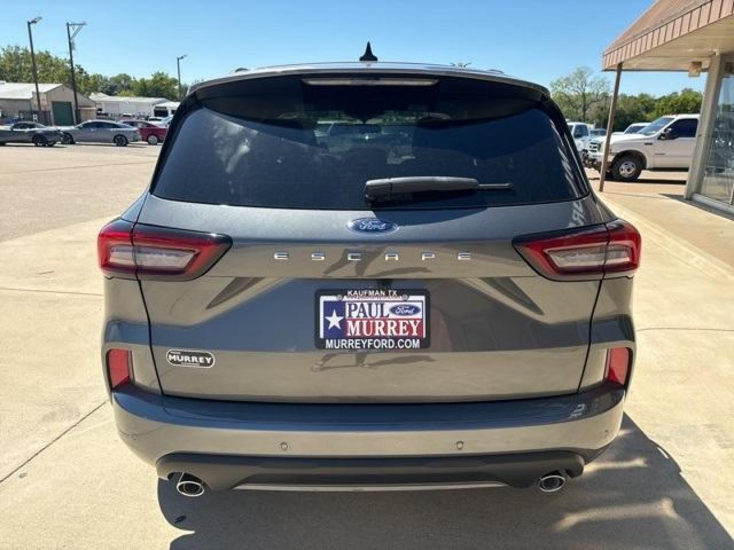 2024 Gray Metallic /Ebony Ford Escape ST-Line (1FMCU0MN6RU) with an 1.5L EcoBoost engine, Automatic transmission, located at 1105 E Mulberry, Kaufman, TX, 75142, (972) 962-2151, 32.589550, -96.300926 - Carbonized Gray Metallic 2024 Ford Escape 4D Sport Utility ST-Line FWD 8-Speed Automatic 1.5L EcoBoost<br><br>27/34 City/Highway MPG<br><br><br>Please call Paul Murrey Ford Inc. In Kaufman Texas A Family Dealership Since 1952 Serving the Dallas Fort Worth and East Texas areas for over 70 years. Plea - Photo#5