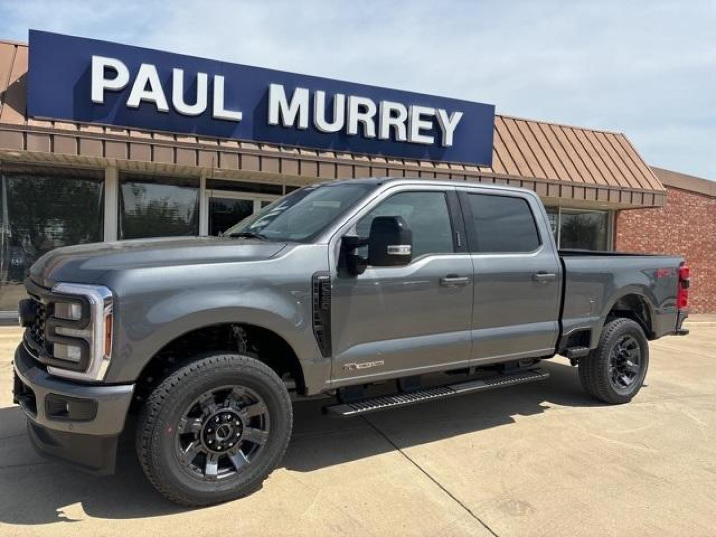 2024 Gray Metallic /Black Onyx Ford F-250SD Lariat (1FT8W2BT8RE) with an Power Stroke 6.7L V8 DI 32V OHV Turbodiesel engine, Automatic transmission, located at 1105 E Mulberry, Kaufman, TX, 75142, (972) 962-2151, 32.589550, -96.300926 - Photo#2