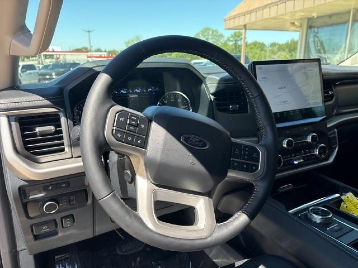 2024 Black Metallic /Black Onyx Ford Expedition XLT (1FMJU1H85RE) with an EcoBoost 3.5L V6 GTDi DOHC 24V Twin Turbocharged engine, Automatic transmission, located at 1105 E Mulberry, Kaufman, TX, 75142, (972) 962-2151, 32.589550, -96.300926 - Photo#11
