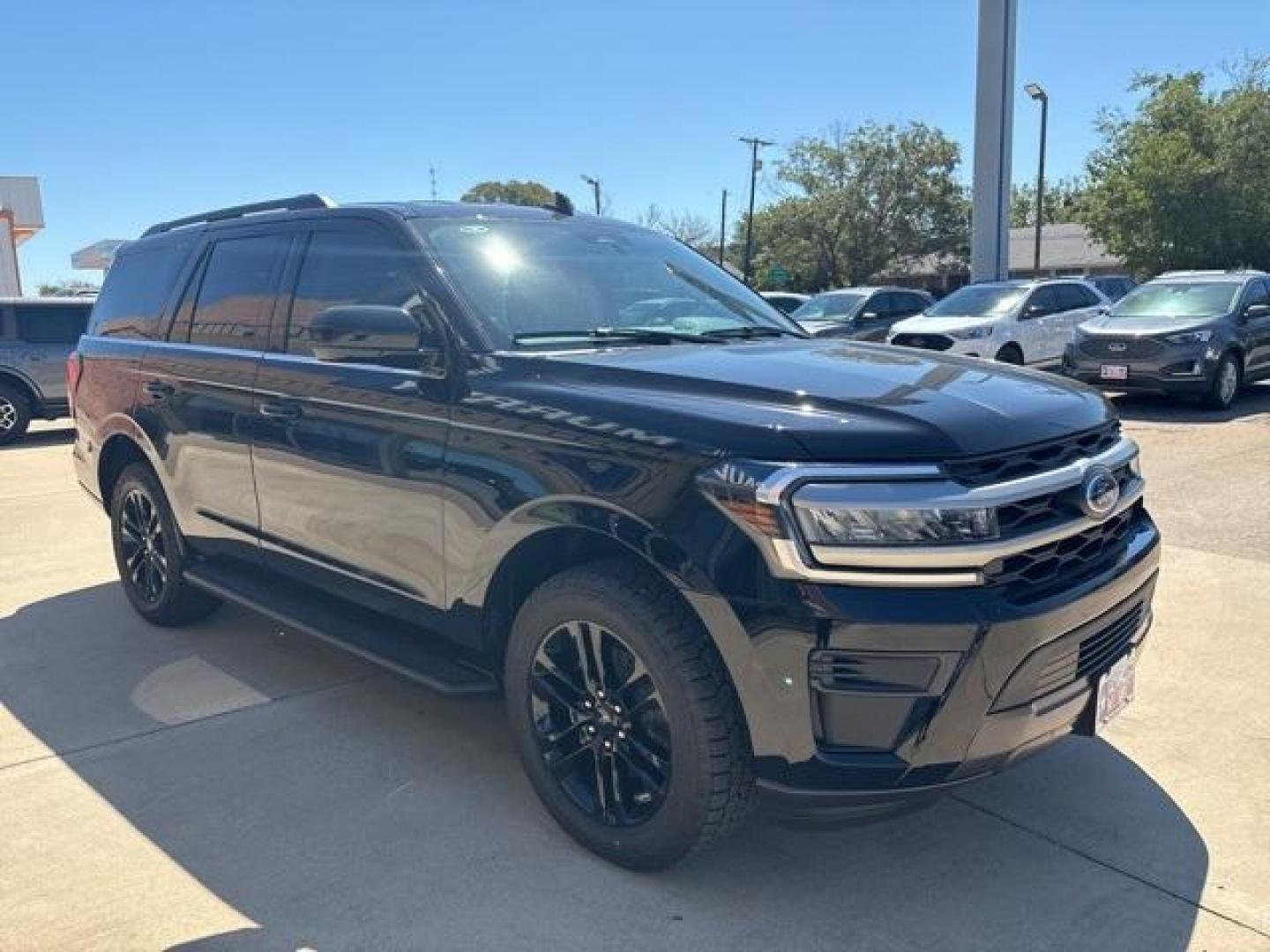 2024 Black Metallic /Black Onyx Ford Expedition XLT (1FMJU1H85RE) with an EcoBoost 3.5L V6 GTDi DOHC 24V Twin Turbocharged engine, Automatic transmission, located at 1105 E Mulberry, Kaufman, TX, 75142, (972) 962-2151, 32.589550, -96.300926 - Photo#6
