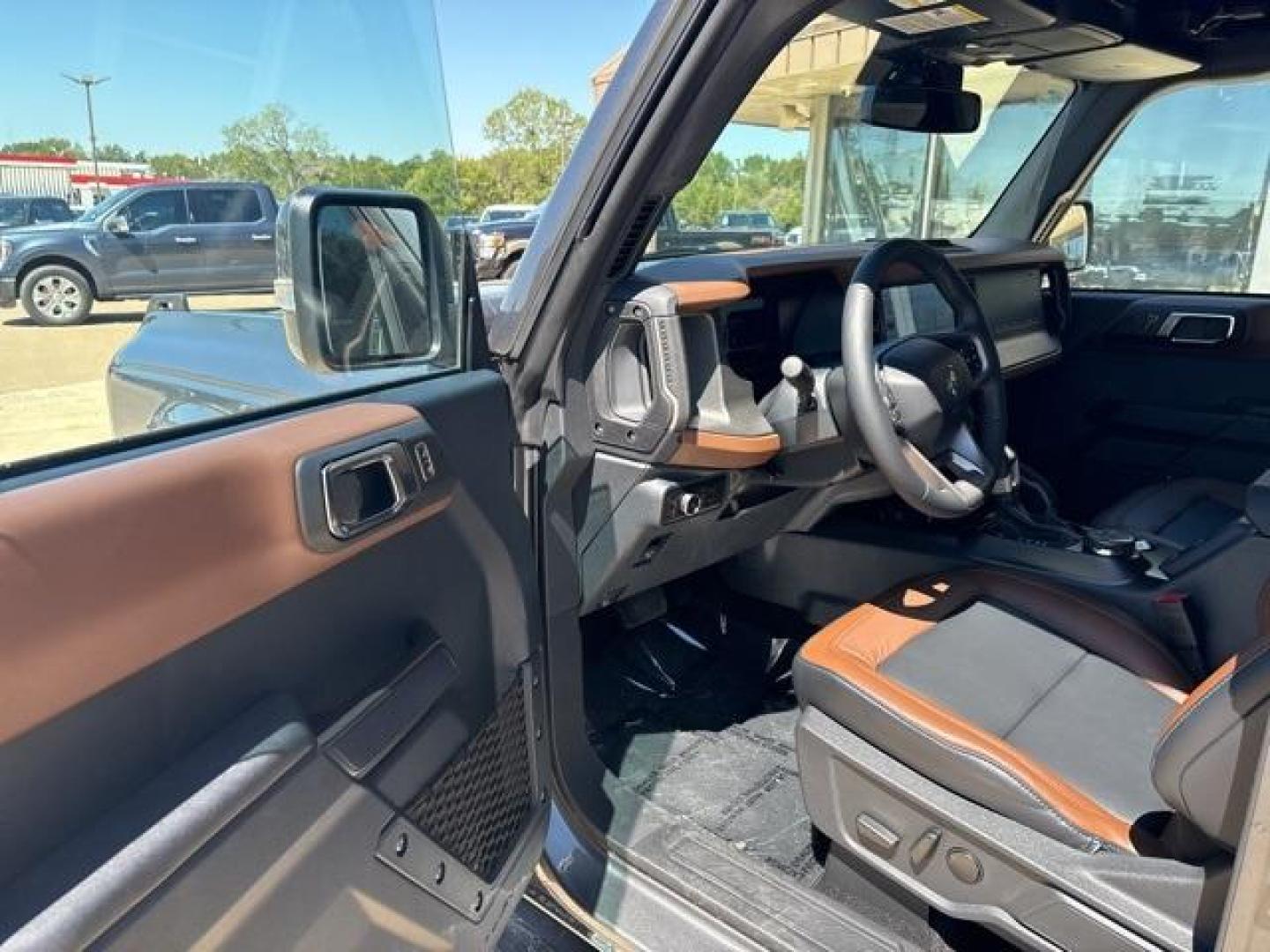 2024 Carbonized Gray Metallic /Black Onyx Interior Ford Bronco Outer Banks (1FMDE8BH1RL) with an 2.3L EcoBoost I-4 engine, Automatic transmission, located at 1105 E Mulberry, Kaufman, TX, 75142, (972) 962-2151, 32.589550, -96.300926 - Carbonized Gray Metallic 2024 Ford Bronco 4D Sport Utility Outer Banks 4WD 10-Speed Automatic 2.3L EcoBoost I-4<br><br><br>Please call Paul Murrey Ford Inc. In Kaufman Texas A Family Dealership Since 1952 Serving the Dallas Fort Worth and East Texas areas for over 70 years. Please call 972-962-2151 - Photo#9