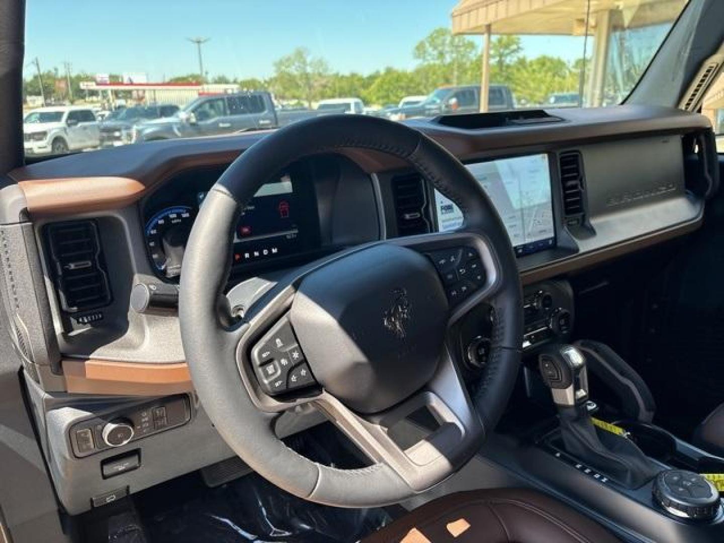 2024 Carbonized Gray Metallic /Black Onyx Interior Ford Bronco Outer Banks (1FMDE8BH1RL) with an 2.3L EcoBoost I-4 engine, Automatic transmission, located at 1105 E Mulberry, Kaufman, TX, 75142, (972) 962-2151, 32.589550, -96.300926 - Carbonized Gray Metallic 2024 Ford Bronco 4D Sport Utility Outer Banks 4WD 10-Speed Automatic 2.3L EcoBoost I-4<br><br><br>Please call Paul Murrey Ford Inc. In Kaufman Texas A Family Dealership Since 1952 Serving the Dallas Fort Worth and East Texas areas for over 70 years. Please call 972-962-2151 - Photo#12