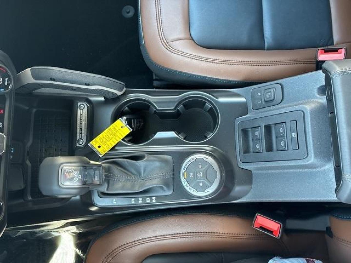 2024 Carbonized Gray Metallic /Black Onyx Interior Ford Bronco Outer Banks (1FMDE8BH1RL) with an 2.3L EcoBoost I-4 engine, Automatic transmission, located at 1105 E Mulberry, Kaufman, TX, 75142, (972) 962-2151, 32.589550, -96.300926 - Carbonized Gray Metallic 2024 Ford Bronco 4D Sport Utility Outer Banks 4WD 10-Speed Automatic 2.3L EcoBoost I-4<br><br><br>Please call Paul Murrey Ford Inc. In Kaufman Texas A Family Dealership Since 1952 Serving the Dallas Fort Worth and East Texas areas for over 70 years. Please call 972-962-2151 - Photo#25