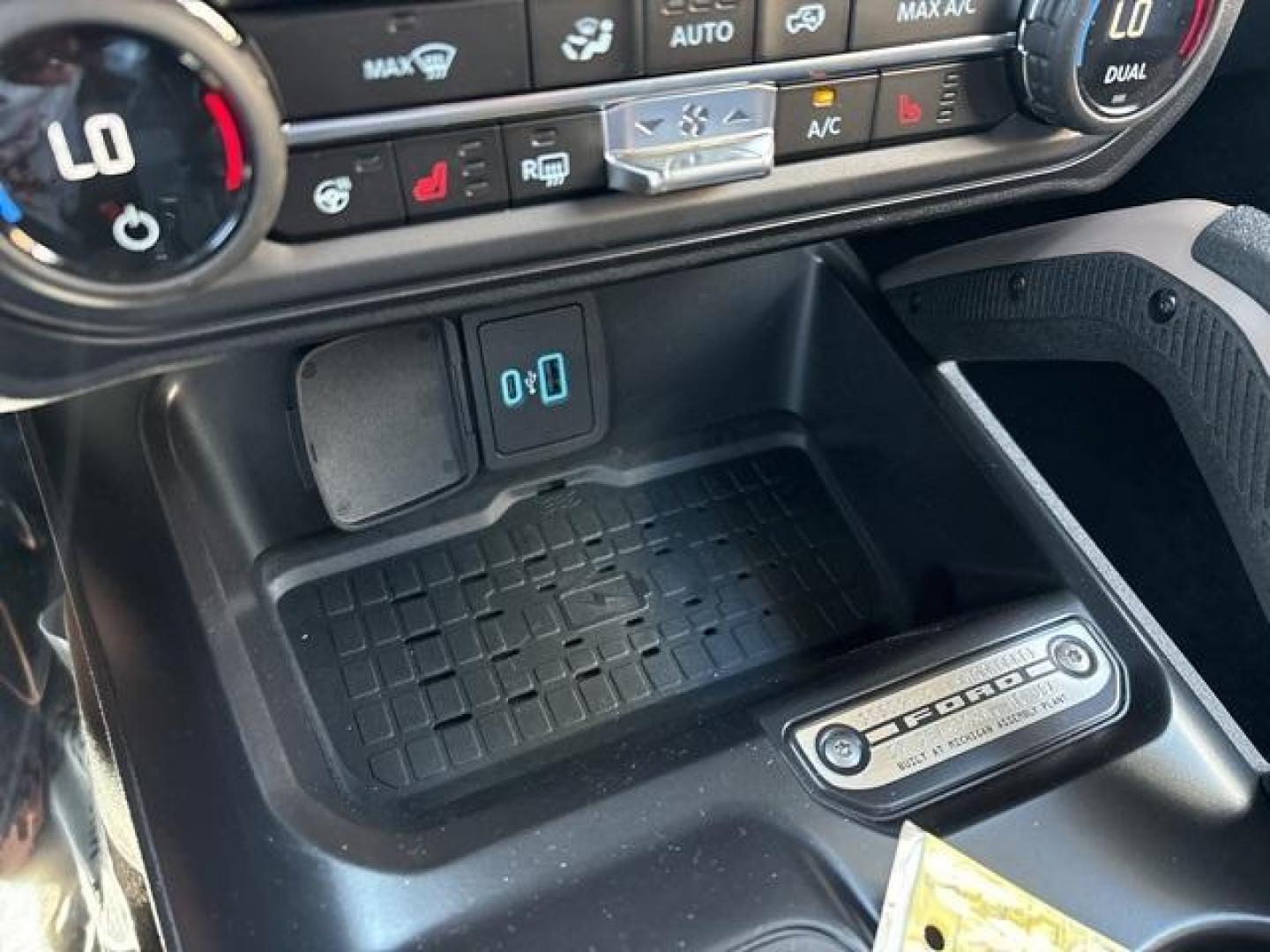 2024 Carbonized Gray Metallic /Black Onyx Interior Ford Bronco Outer Banks (1FMDE8BH1RL) with an 2.3L EcoBoost I-4 engine, Automatic transmission, located at 1105 E Mulberry, Kaufman, TX, 75142, (972) 962-2151, 32.589550, -96.300926 - Carbonized Gray Metallic 2024 Ford Bronco 4D Sport Utility Outer Banks 4WD 10-Speed Automatic 2.3L EcoBoost I-4<br><br><br>Please call Paul Murrey Ford Inc. In Kaufman Texas A Family Dealership Since 1952 Serving the Dallas Fort Worth and East Texas areas for over 70 years. Please call 972-962-2151 - Photo#29