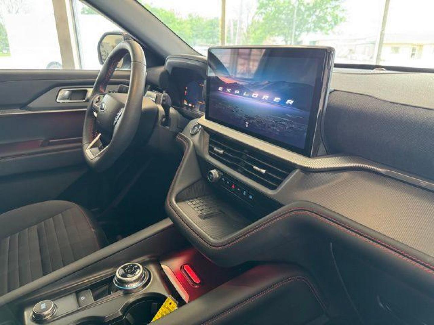 2025 Vapor Blue /Onyx Ford Explorer ST-Line (1FMUK7KH8SG) with an 2.3L EcoBoost I-4 engine, Automatic transmission, located at 1105 E Mulberry, Kaufman, TX, 75142, (972) 962-2151, 32.589550, -96.300926 - $7,898 off MSRP! Priced below KBB Fair Purchase Price!<br><br><br>Vapor Blue Metallic 2025 Ford Explorer 4D Sport Utility ST-Line RWD 10-Speed Automatic 2.3L EcoBoost I-4 20/29 City/Highway MPG<br><br>20/29 City/Highway MPG Price includes: $6000 - Model Year Closeout Bonus Cash - Explorer. Exp. 04/3 - Photo#10