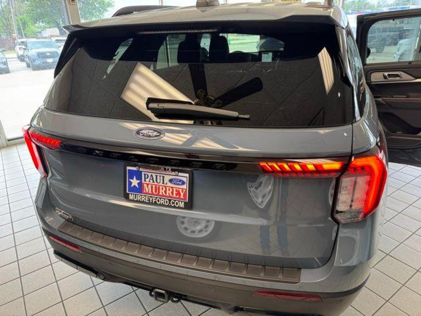 2025 Vapor Blue /Onyx Ford Explorer ST-Line (1FMUK7KH8SG) with an 2.3L EcoBoost I-4 engine, Automatic transmission, located at 1105 E Mulberry, Kaufman, TX, 75142, (972) 962-2151, 32.589550, -96.300926 - $7,898 off MSRP! Priced below KBB Fair Purchase Price!<br><br><br>Vapor Blue Metallic 2025 Ford Explorer 4D Sport Utility ST-Line RWD 10-Speed Automatic 2.3L EcoBoost I-4 20/29 City/Highway MPG<br><br>20/29 City/Highway MPG Price includes: $6000 - Model Year Closeout Bonus Cash - Explorer. Exp. 04/3 - Photo#15