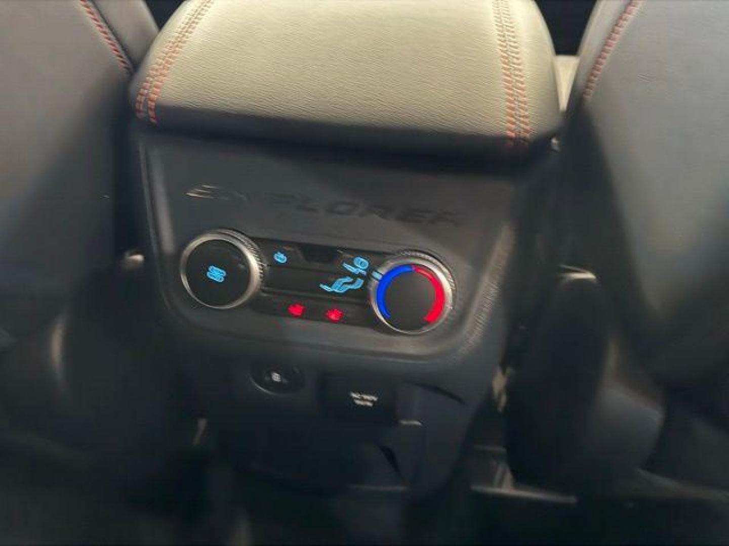 2025 Vapor Blue /Onyx Ford Explorer ST-Line (1FMUK7KH8SG) with an 2.3L EcoBoost I-4 engine, Automatic transmission, located at 1105 E Mulberry, Kaufman, TX, 75142, (972) 962-2151, 32.589550, -96.300926 - $7,898 off MSRP! Priced below KBB Fair Purchase Price!<br><br><br>Vapor Blue Metallic 2025 Ford Explorer 4D Sport Utility ST-Line RWD 10-Speed Automatic 2.3L EcoBoost I-4 20/29 City/Highway MPG<br><br>20/29 City/Highway MPG Price includes: $6000 - Model Year Closeout Bonus Cash - Explorer. Exp. 04/3 - Photo#17