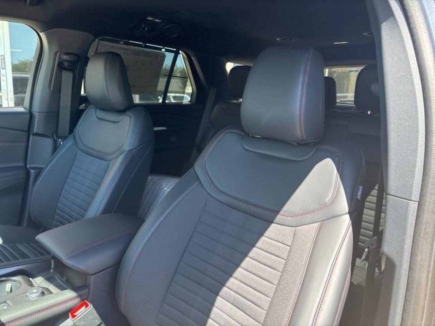 2025 Carbonized Gray Metallic /Onyx Ford Explorer ST-Line (1FMUK7KH0SG) with an 2.3L EcoBoost I-4 engine, Automatic transmission, located at 1105 E Mulberry, Kaufman, TX, 75142, (972) 962-2151, 32.589550, -96.300926 - Carbonized Gray Metallic 2025 Ford Explorer 4D Sport Utility ST-Line RWD 10-Speed Automatic 2.3L EcoBoost I-4<br><br>20/29 City/Highway MPG<br><br><br>Please call Paul Murrey Ford Inc. In Kaufman Texas A Family Dealership Since 1952 Serving the Dallas Fort Worth and East Texas areas for over 70 year - Photo#11