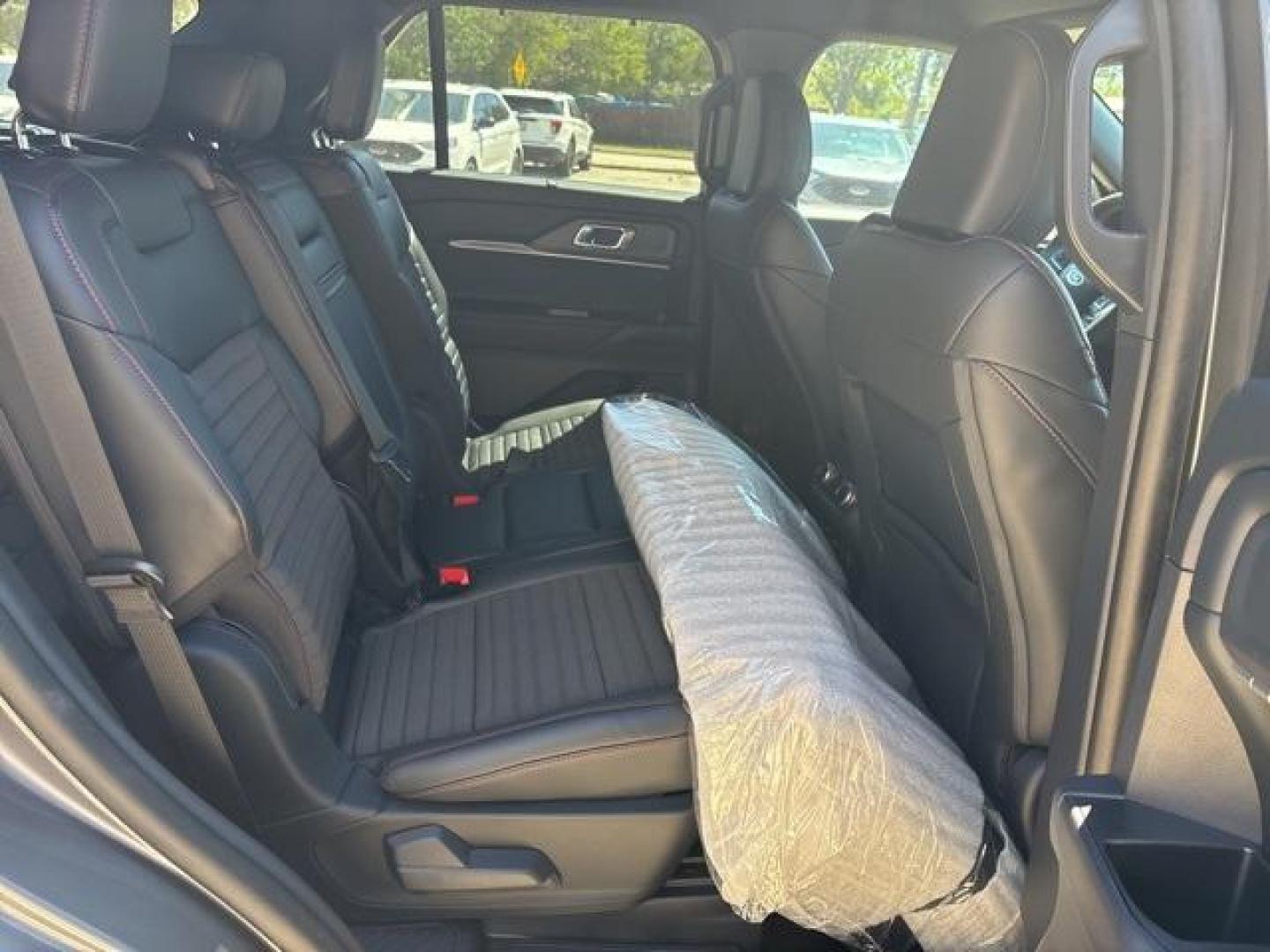 2025 Carbonized Gray Metallic /Onyx Ford Explorer ST-Line (1FMUK7KH0SG) with an 2.3L EcoBoost I-4 engine, Automatic transmission, located at 1105 E Mulberry, Kaufman, TX, 75142, (972) 962-2151, 32.589550, -96.300926 - Carbonized Gray Metallic 2025 Ford Explorer 4D Sport Utility ST-Line RWD 10-Speed Automatic 2.3L EcoBoost I-4<br><br>20/29 City/Highway MPG<br><br><br>Please call Paul Murrey Ford Inc. In Kaufman Texas A Family Dealership Since 1952 Serving the Dallas Fort Worth and East Texas areas for over 70 year - Photo#22