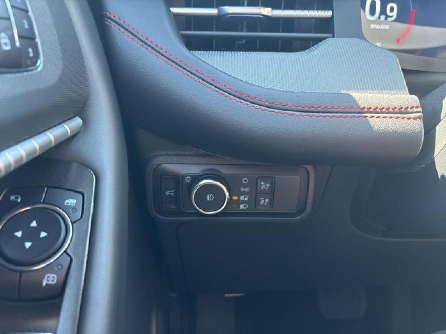 2025 Carbonized Gray Metallic /Onyx Ford Explorer ST-Line (1FMUK7KH0SG) with an 2.3L EcoBoost I-4 engine, Automatic transmission, located at 1105 E Mulberry, Kaufman, TX, 75142, (972) 962-2151, 32.589550, -96.300926 - Carbonized Gray Metallic 2025 Ford Explorer 4D Sport Utility ST-Line RWD 10-Speed Automatic 2.3L EcoBoost I-4<br><br>20/29 City/Highway MPG<br><br><br>Please call Paul Murrey Ford Inc. In Kaufman Texas A Family Dealership Since 1952 Serving the Dallas Fort Worth and East Texas areas for over 70 year - Photo#25
