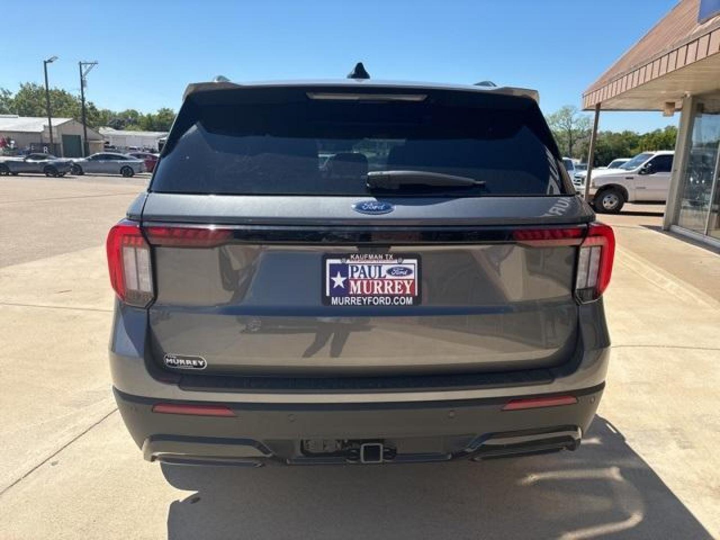 2025 Carbonized Gray Metallic /Onyx Ford Explorer ST-Line (1FMUK7KH0SG) with an 2.3L EcoBoost I-4 engine, Automatic transmission, located at 1105 E Mulberry, Kaufman, TX, 75142, (972) 962-2151, 32.589550, -96.300926 - Carbonized Gray Metallic 2025 Ford Explorer 4D Sport Utility ST-Line RWD 10-Speed Automatic 2.3L EcoBoost I-4<br><br>20/29 City/Highway MPG<br><br><br>Please call Paul Murrey Ford Inc. In Kaufman Texas A Family Dealership Since 1952 Serving the Dallas Fort Worth and East Texas areas for over 70 year - Photo#4