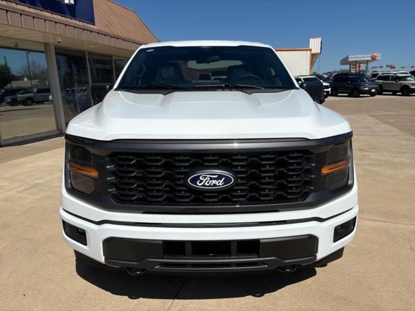 2024 Oxford White /Black Ford F-150 STX (1FTEW2LP9RK) with an 2.7L V6 EcoBoost engine, Automatic transmission, located at 1105 E Mulberry, Kaufman, TX, 75142, (972) 962-2151, 32.589550, -96.300926 - Oxford White 2024 Ford F-150 4D SuperCrew STX 4WD 10-Speed Automatic 2.7L V6 EcoBoost 4WD.<br><br><br>Please call Paul Murrey Ford Inc. In Kaufman Texas A Family Dealership Since 1952 Serving the Dallas Fort Worth and East Texas areas for over 70 years. Please call 972-962-2151 www.murreyford.com ww - Photo#6