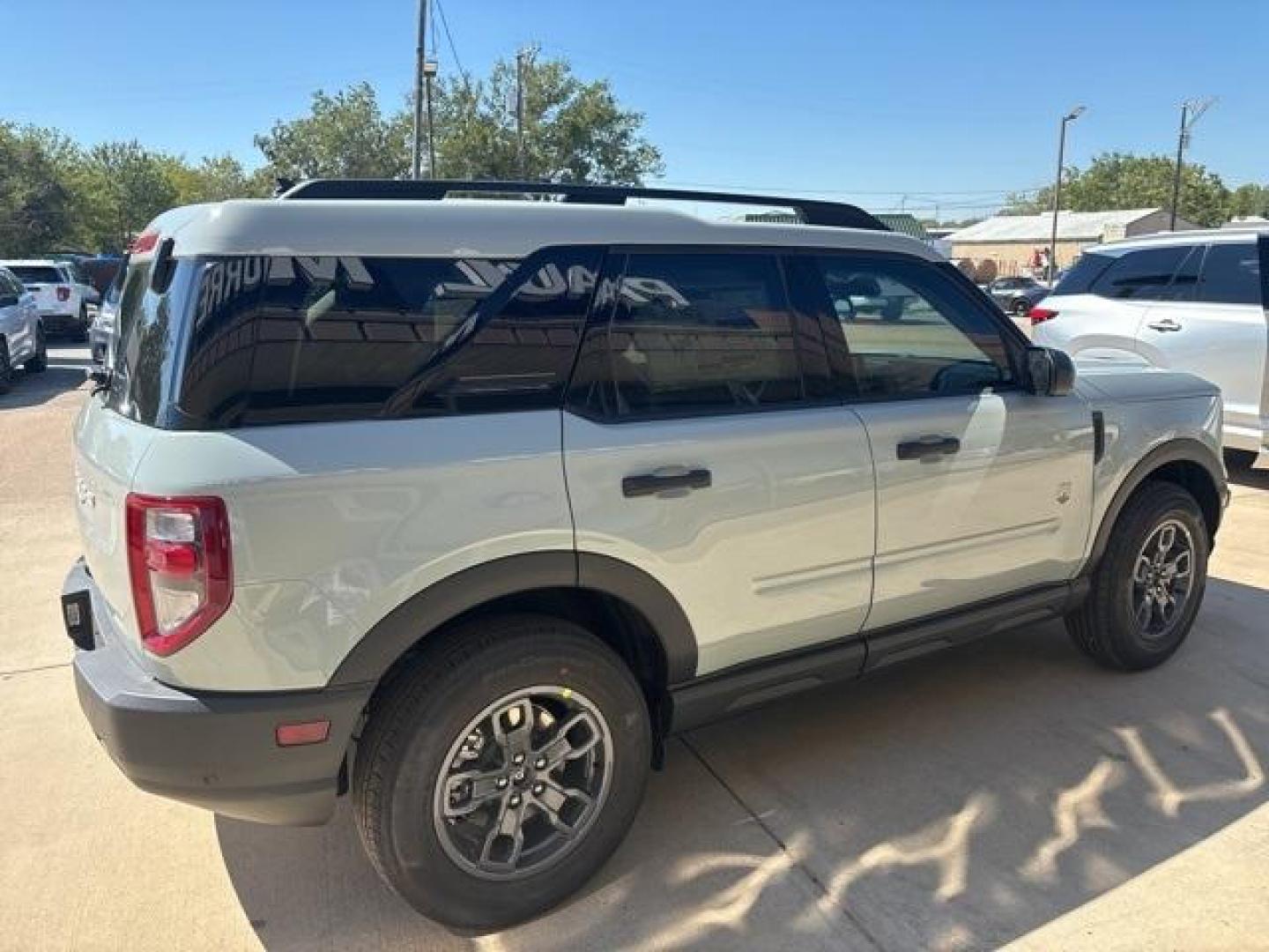 2024 Cactus /Ebony Ford Bronco Sport Big Bend (3FMCR9B67RR) with an 1.5L EcoBoost engine, Automatic transmission, located at 1105 E Mulberry, Kaufman, TX, 75142, (972) 962-2151, 32.589550, -96.300926 - Cactus Gray 2024 Ford Bronco Sport 4D Sport Utility Big Bend 4WD 8-Speed Automatic 1.5L EcoBoost<br><br>25/29 City/Highway MPG<br><br><br>Please call Paul Murrey Ford Inc. In Kaufman Texas A Family Dealership Since 1952 Serving the Dallas Fort Worth and East Texas areas for over 70 years. Please cal - Photo#5