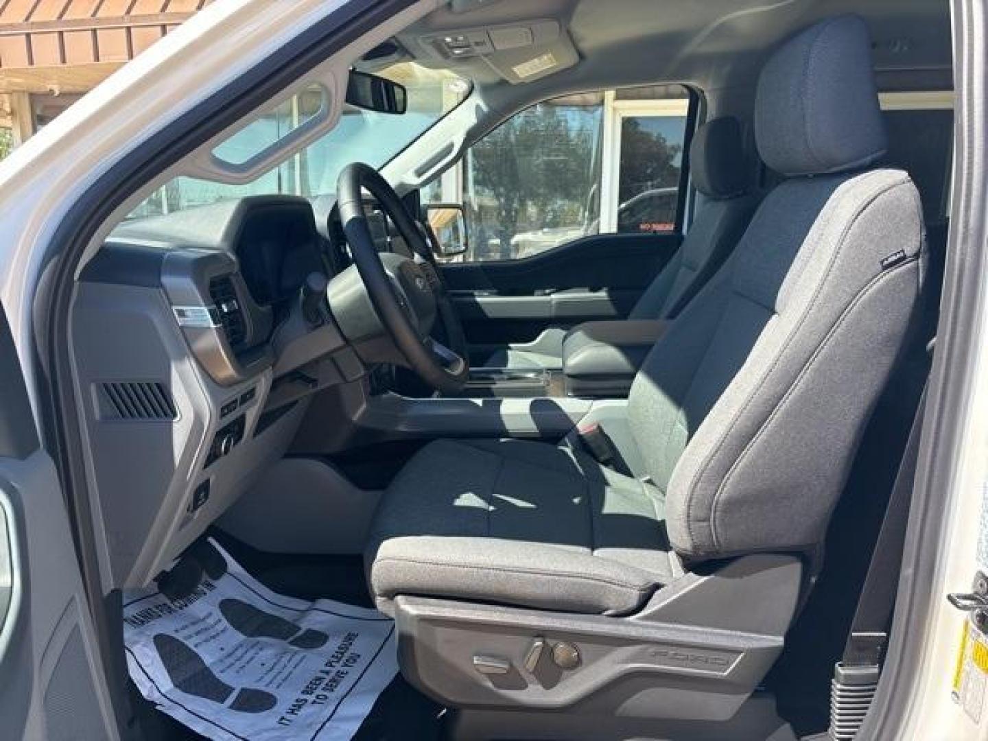 2024 Oxford White /Black W/Medium Dark Slate Ford F-150 XLT (1FTFW3L56RK) with an 5.0L V8 engine, Automatic transmission, located at 1105 E Mulberry, Kaufman, TX, 75142, (972) 962-2151, 32.589550, -96.300926 - White / Oxford White 2024 Ford F-150 4D SuperCrew XLT 4WD 10-Speed Automatic 5.0L V8 4WD.<br><br><br>Please call Paul Murrey Ford Inc. In Kaufman Texas A Family Dealership Since 1952 Serving the Dallas Fort Worth and East Texas areas for over 70 years. Please call 972-962-2151 www.murreyford.com www - Photo#11
