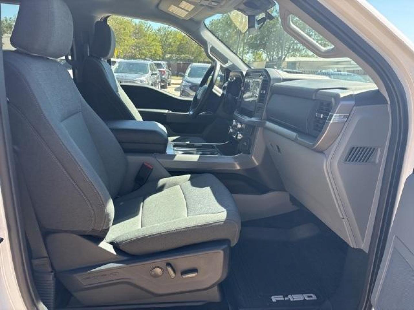 2024 Oxford White /Black W/Medium Dark Slate Ford F-150 XLT (1FTFW3L56RK) with an 5.0L V8 engine, Automatic transmission, located at 1105 E Mulberry, Kaufman, TX, 75142, (972) 962-2151, 32.589550, -96.300926 - White / Oxford White 2024 Ford F-150 4D SuperCrew XLT 4WD 10-Speed Automatic 5.0L V8 4WD.<br><br><br>Please call Paul Murrey Ford Inc. In Kaufman Texas A Family Dealership Since 1952 Serving the Dallas Fort Worth and East Texas areas for over 70 years. Please call 972-962-2151 www.murreyford.com www - Photo#17