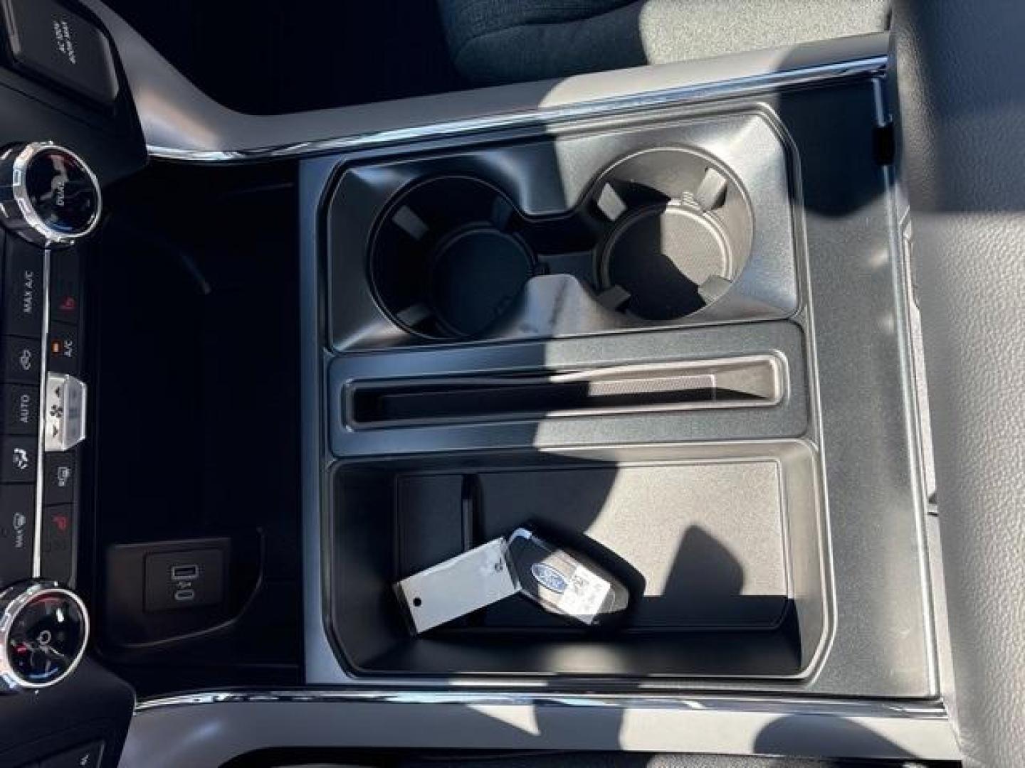 2024 Oxford White /Black W/Medium Dark Slate Ford F-150 XLT (1FTFW3L56RK) with an 5.0L V8 engine, Automatic transmission, located at 1105 E Mulberry, Kaufman, TX, 75142, (972) 962-2151, 32.589550, -96.300926 - White / Oxford White 2024 Ford F-150 4D SuperCrew XLT 4WD 10-Speed Automatic 5.0L V8 4WD.<br><br><br>Please call Paul Murrey Ford Inc. In Kaufman Texas A Family Dealership Since 1952 Serving the Dallas Fort Worth and East Texas areas for over 70 years. Please call 972-962-2151 www.murreyford.com www - Photo#25