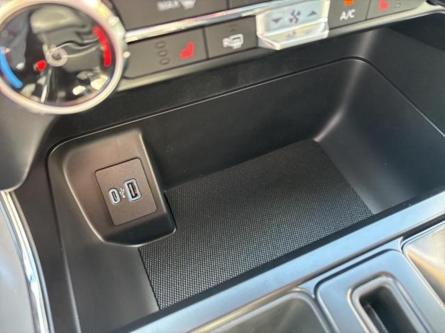 2024 Oxford White /Black W/Medium Dark Slate Ford F-150 XLT (1FTFW3L56RK) with an 5.0L V8 engine, Automatic transmission, located at 1105 E Mulberry, Kaufman, TX, 75142, (972) 962-2151, 32.589550, -96.300926 - White / Oxford White 2024 Ford F-150 4D SuperCrew XLT 4WD 10-Speed Automatic 5.0L V8 4WD.<br><br><br>Please call Paul Murrey Ford Inc. In Kaufman Texas A Family Dealership Since 1952 Serving the Dallas Fort Worth and East Texas areas for over 70 years. Please call 972-962-2151 www.murreyford.com www - Photo#26