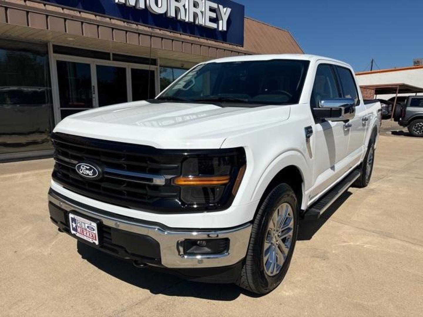 2024 Oxford White /Black W/Medium Dark Slate Ford F-150 XLT (1FTFW3L56RK) with an 5.0L V8 engine, Automatic transmission, located at 1105 E Mulberry, Kaufman, TX, 75142, (972) 962-2151, 32.589550, -96.300926 - White / Oxford White 2024 Ford F-150 4D SuperCrew XLT 4WD 10-Speed Automatic 5.0L V8 4WD.<br><br><br>Please call Paul Murrey Ford Inc. In Kaufman Texas A Family Dealership Since 1952 Serving the Dallas Fort Worth and East Texas areas for over 70 years. Please call 972-962-2151 www.murreyford.com www - Photo#1