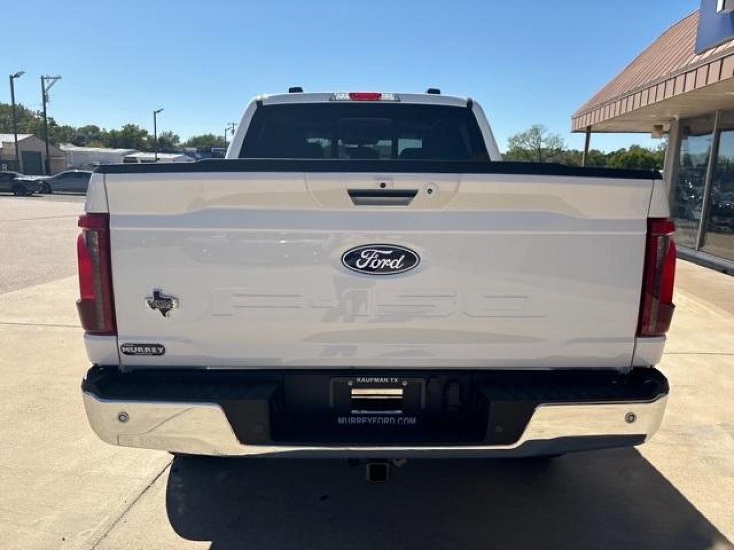 2024 Oxford White /Black W/Medium Dark Slate Ford F-150 XLT (1FTFW3L56RK) with an 5.0L V8 engine, Automatic transmission, located at 1105 E Mulberry, Kaufman, TX, 75142, (972) 962-2151, 32.589550, -96.300926 - White / Oxford White 2024 Ford F-150 4D SuperCrew XLT 4WD 10-Speed Automatic 5.0L V8 4WD.<br><br><br>Please call Paul Murrey Ford Inc. In Kaufman Texas A Family Dealership Since 1952 Serving the Dallas Fort Worth and East Texas areas for over 70 years. Please call 972-962-2151 www.murreyford.com www - Photo#4