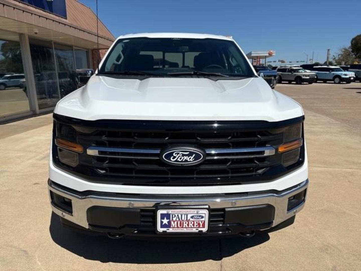 2024 Oxford White /Black W/Medium Dark Slate Ford F-150 XLT (1FTFW3L56RK) with an 5.0L V8 engine, Automatic transmission, located at 1105 E Mulberry, Kaufman, TX, 75142, (972) 962-2151, 32.589550, -96.300926 - White / Oxford White 2024 Ford F-150 4D SuperCrew XLT 4WD 10-Speed Automatic 5.0L V8 4WD.<br><br><br>Please call Paul Murrey Ford Inc. In Kaufman Texas A Family Dealership Since 1952 Serving the Dallas Fort Worth and East Texas areas for over 70 years. Please call 972-962-2151 www.murreyford.com www - Photo#7
