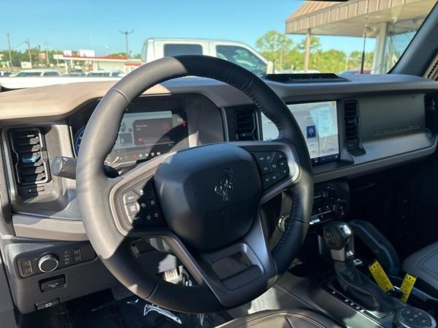2024 Oxford White /Black Ford Bronco Wildtrak (1FMEE2BP9RL) with an 2.7L EcoBoost V6 engine, Automatic transmission, located at 1105 E Mulberry, Kaufman, TX, 75142, (972) 962-2151, 32.589550, -96.300926 - Oxford White 2024 Ford Bronco 4D Sport Utility Wildtrak 4WD 10-Speed Automatic 2.7L EcoBoost V6<br><br><br>Please call Paul Murrey Ford Inc. In Kaufman Texas A Family Dealership Since 1952 Serving the Dallas Fort Worth and East Texas areas for over 70 years. Please call 972-962-2151 www.murreyford.c - Photo#13