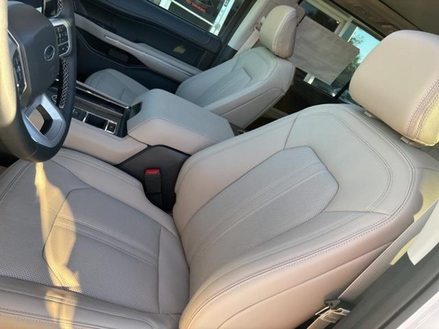 2024 White Metallic /Sandstone Ford Expedition Limited (1FMJU1K80RE) with an EcoBoost 3.5L V6 GTDi DOHC 24V Twin Turbocharged engine, Automatic transmission, located at 1105 E Mulberry, Kaufman, TX, 75142, (972) 962-2151, 32.589550, -96.300926 - Photo#10
