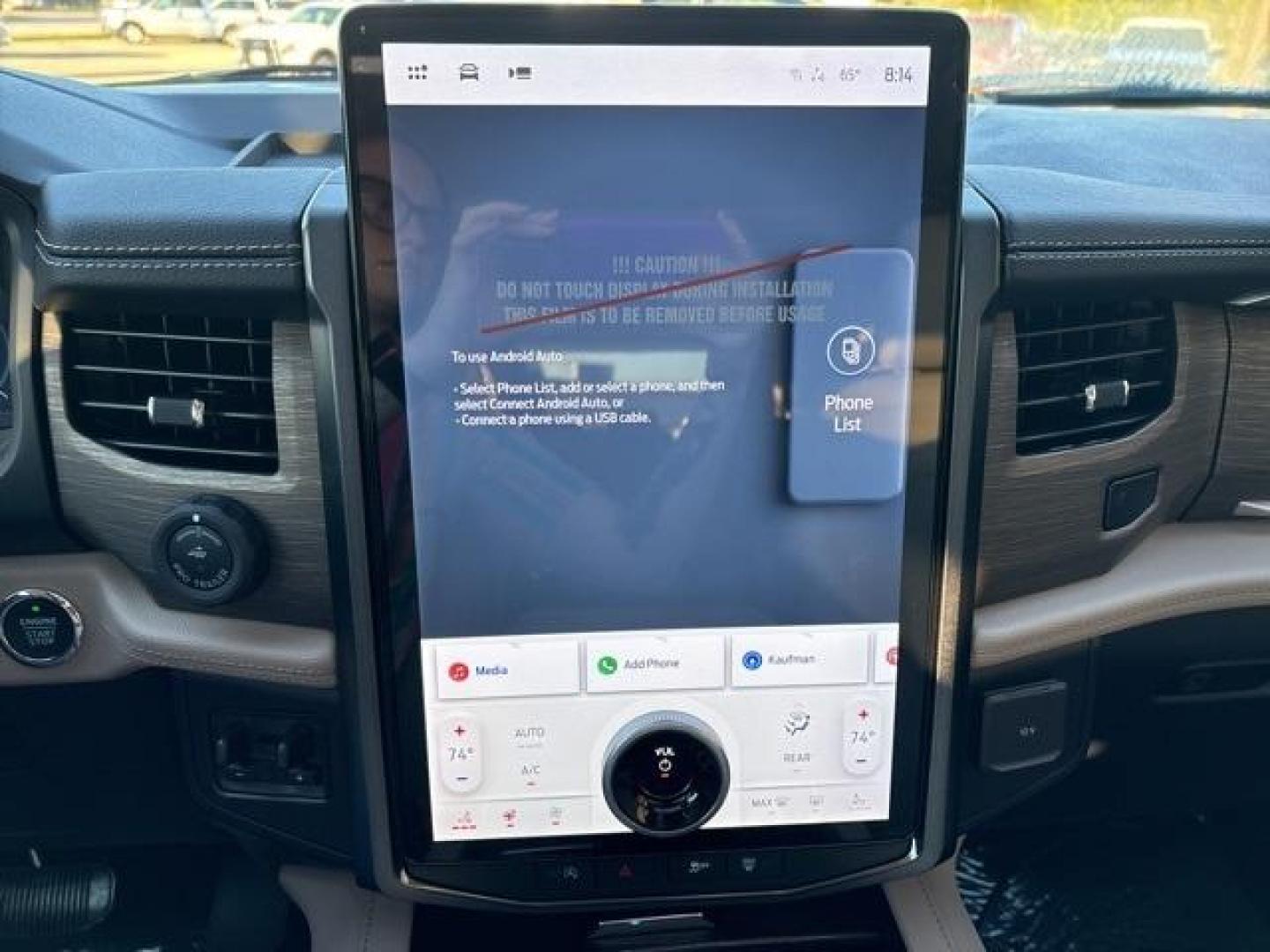 2024 White Metallic /Sandstone Ford Expedition Limited (1FMJU1K80RE) with an EcoBoost 3.5L V6 GTDi DOHC 24V Twin Turbocharged engine, Automatic transmission, located at 1105 E Mulberry, Kaufman, TX, 75142, (972) 962-2151, 32.589550, -96.300926 - Photo#24