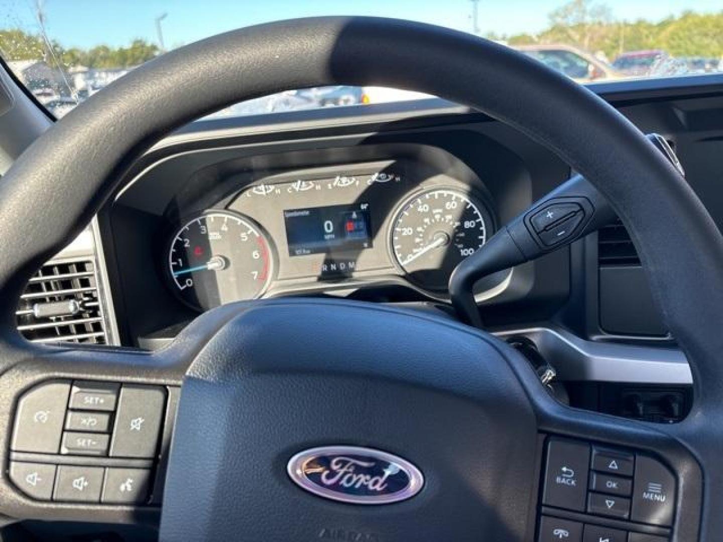 2024 Oxford White Ford F-250SD XL (1FT7X2AA7RE) with an 6.8L V8 engine, Automatic transmission, located at 1105 E Mulberry, Kaufman, TX, 75142, (972) 962-2151, 32.589550, -96.300926 - Oxford White 2024 Ford F-250SD 4D Extended Cab XL RWD 10-Speed Automatic 6.8L V8<br><br><br>Please call Paul Murrey Ford Inc. In Kaufman Texas A Family Dealership Since 1952 Serving the Dallas Fort Worth and East Texas areas for over 70 years. Please call 972-962-2151 www.murreyford.com www.usedcars - Photo#23