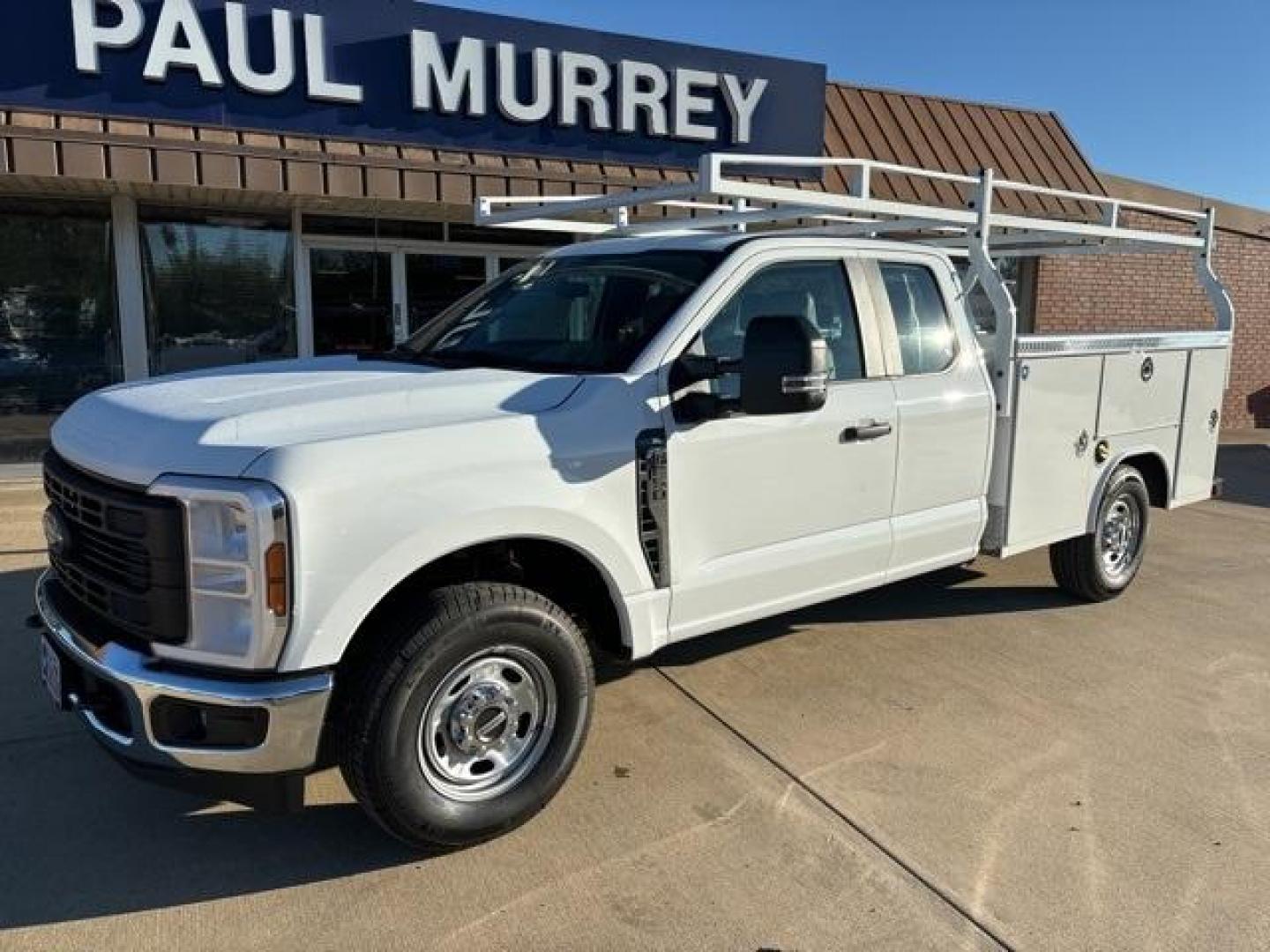 2024 Oxford White Ford F-250SD XL (1FT7X2AA7RE) with an 6.8L V8 engine, Automatic transmission, located at 1105 E Mulberry, Kaufman, TX, 75142, (972) 962-2151, 32.589550, -96.300926 - Oxford White 2024 Ford F-250SD 4D Extended Cab XL RWD 10-Speed Automatic 6.8L V8<br><br><br>Please call Paul Murrey Ford Inc. In Kaufman Texas A Family Dealership Since 1952 Serving the Dallas Fort Worth and East Texas areas for over 70 years. Please call 972-962-2151 www.murreyford.com www.usedcars - Photo#2