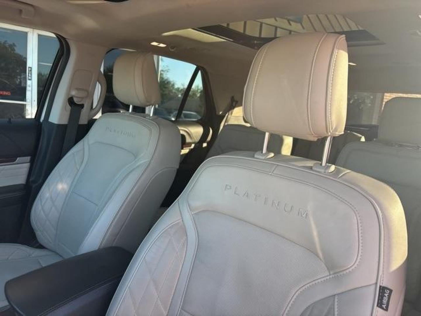 2019 White Platinum /Ebony Black Ford Explorer Platinum (1FM5K8HT0KG) with an 3.5L V6 engine, Automatic transmission, located at 1105 E Mulberry, Kaufman, TX, 75142, (972) 962-2151, 32.589550, -96.300926 - White Platinum 2019 Ford Explorer 4D Sport Utility Platinum 4WD 6-Speed Automatic with Select-Shift 3.5L V6 4WD.<br><br><br>Please call Paul Murrey Ford Inc. In Kaufman Texas A Family Dealership Since 1952 Serving the Dallas Fort Worth and East Texas areas for over 70 years. Please call 972-962-2151 - Photo#11