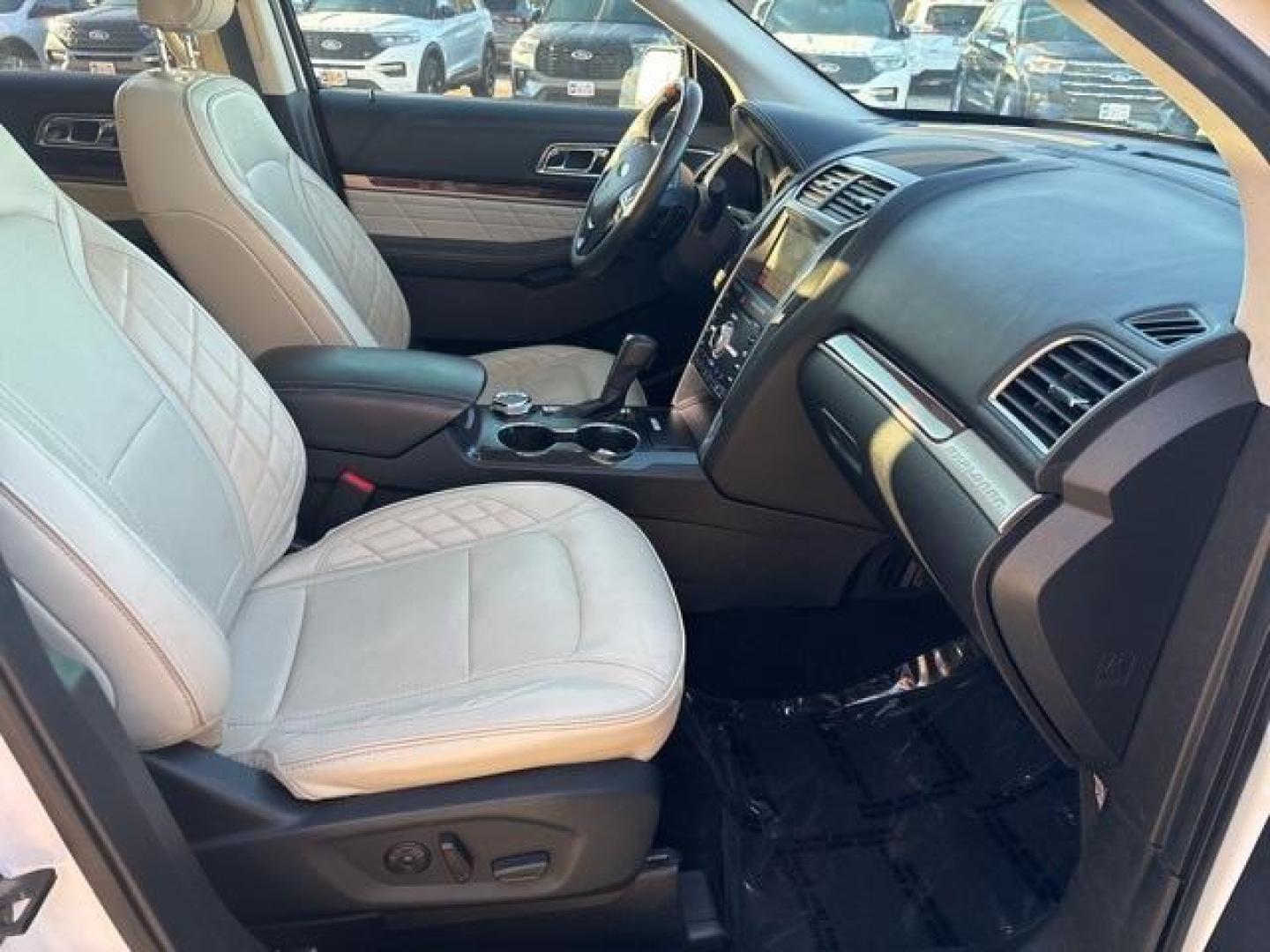 2019 White Platinum /Ebony Black Ford Explorer Platinum (1FM5K8HT0KG) with an 3.5L V6 engine, Automatic transmission, located at 1105 E Mulberry, Kaufman, TX, 75142, (972) 962-2151, 32.589550, -96.300926 - White Platinum 2019 Ford Explorer 4D Sport Utility Platinum 4WD 6-Speed Automatic with Select-Shift 3.5L V6 4WD.<br><br><br>Please call Paul Murrey Ford Inc. In Kaufman Texas A Family Dealership Since 1952 Serving the Dallas Fort Worth and East Texas areas for over 70 years. Please call 972-962-2151 - Photo#19