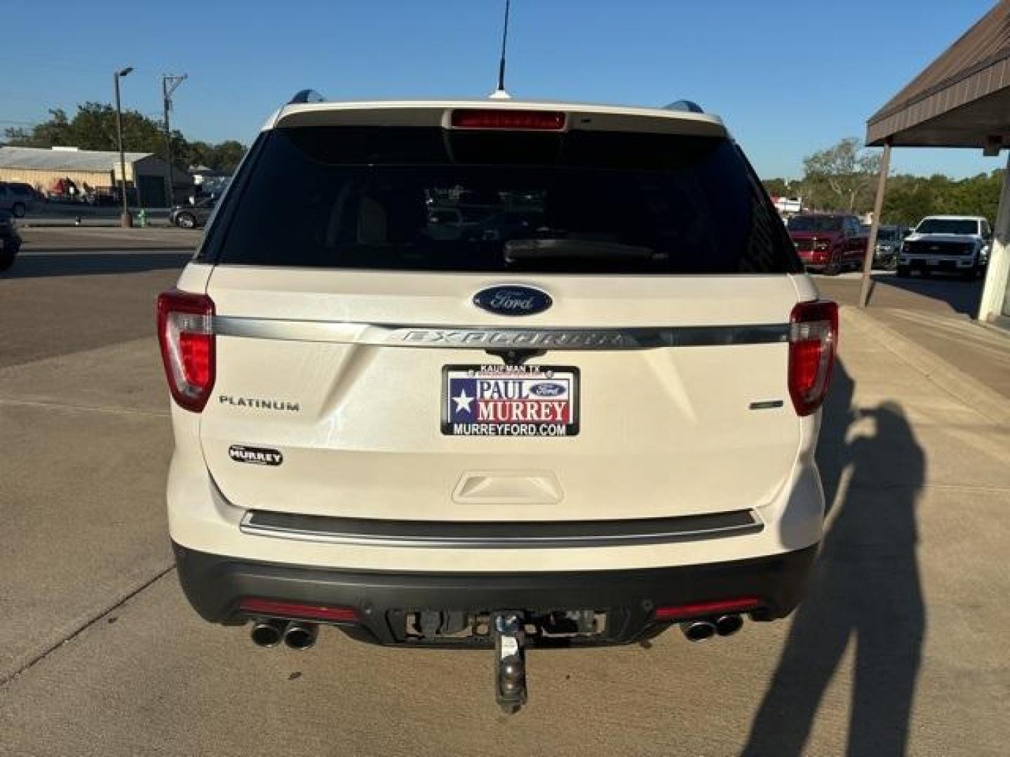2019 White Platinum /Ebony Black Ford Explorer Platinum (1FM5K8HT0KG) with an 3.5L V6 engine, Automatic transmission, located at 1105 E Mulberry, Kaufman, TX, 75142, (972) 962-2151, 32.589550, -96.300926 - White Platinum 2019 Ford Explorer 4D Sport Utility Platinum 4WD 6-Speed Automatic with Select-Shift 3.5L V6 4WD.<br><br><br>Please call Paul Murrey Ford Inc. In Kaufman Texas A Family Dealership Since 1952 Serving the Dallas Fort Worth and East Texas areas for over 70 years. Please call 972-962-2151 - Photo#4