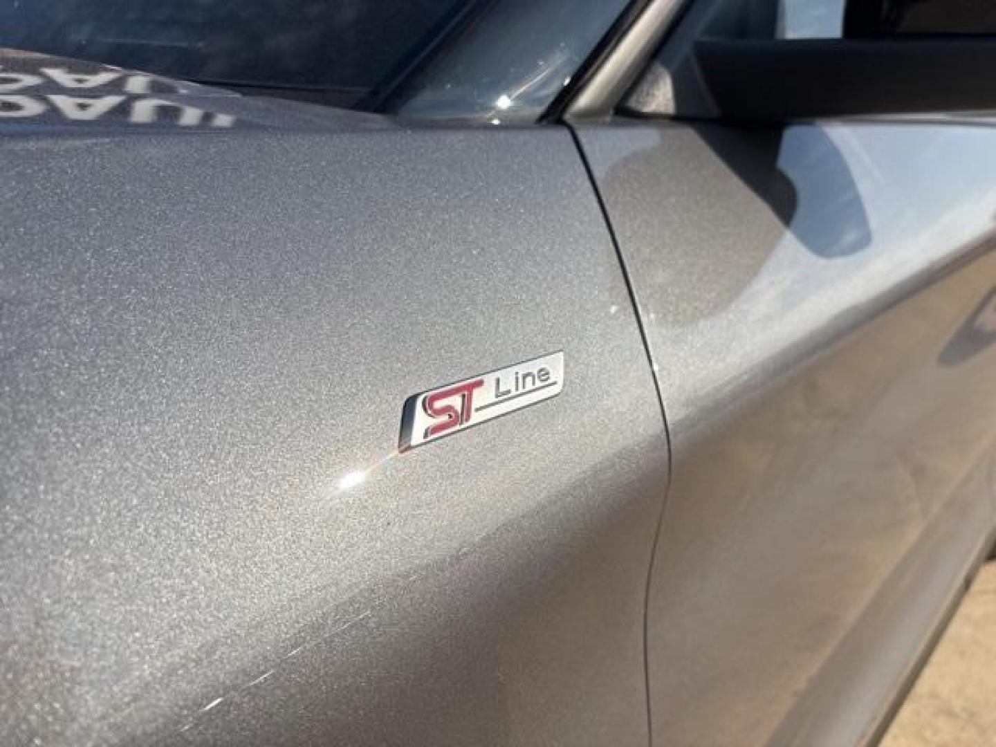 2022 Gray /Ebony Ford Explorer ST-Line (1FMSK7KH2NG) with an 2.3L EcoBoost I-4 engine, Automatic transmission, located at 1105 E Mulberry, Kaufman, TX, 75142, (972) 962-2151, 32.589550, -96.300926 - Photo#8