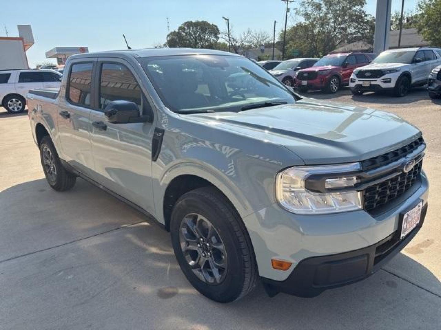 2024 Cactus Gray /Navy Pier Ford Maverick XLT (3FTTW8H31RR) with an 2.5L I-4 Hybrid engine, CVT transmission, located at 1105 E Mulberry, Kaufman, TX, 75142, (972) 962-2151, 32.589550, -96.300926 - Cactus Gray 2024 Ford Maverick 4D Crew Cab XLT FWD CVT 2.5L I-4 Hybrid 2.5L I-4 Hybrid.<br><br>42/33 City/Highway MPG<br><br><br>Please call Paul Murrey Ford Inc. In Kaufman Texas A Family Dealership Since 1952 Serving the Dallas Fort Worth and East Texas areas for over 70 years. Please call 972-962 - Photo#6